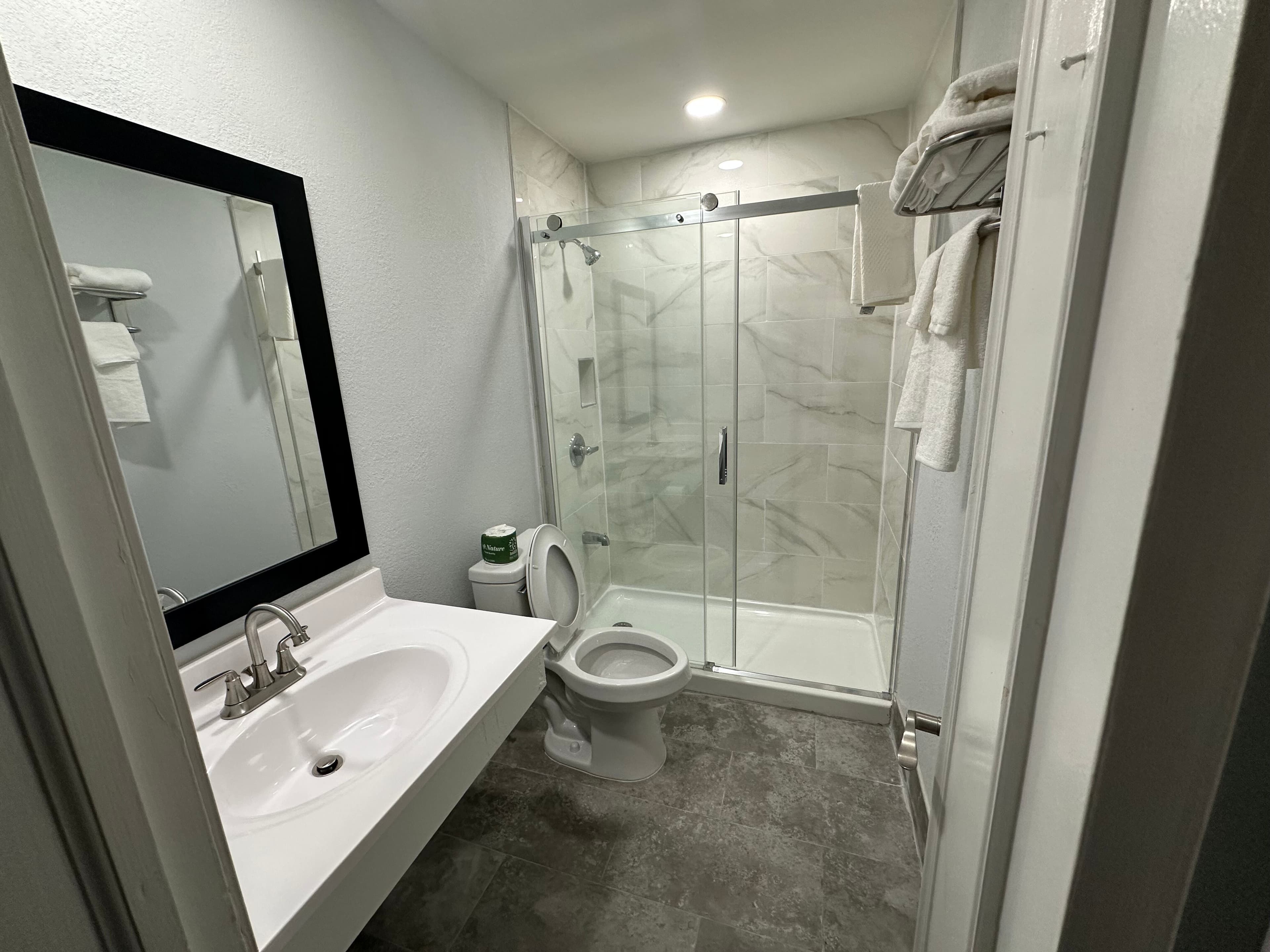 Suburban Studios Newport News - Hampton — 20