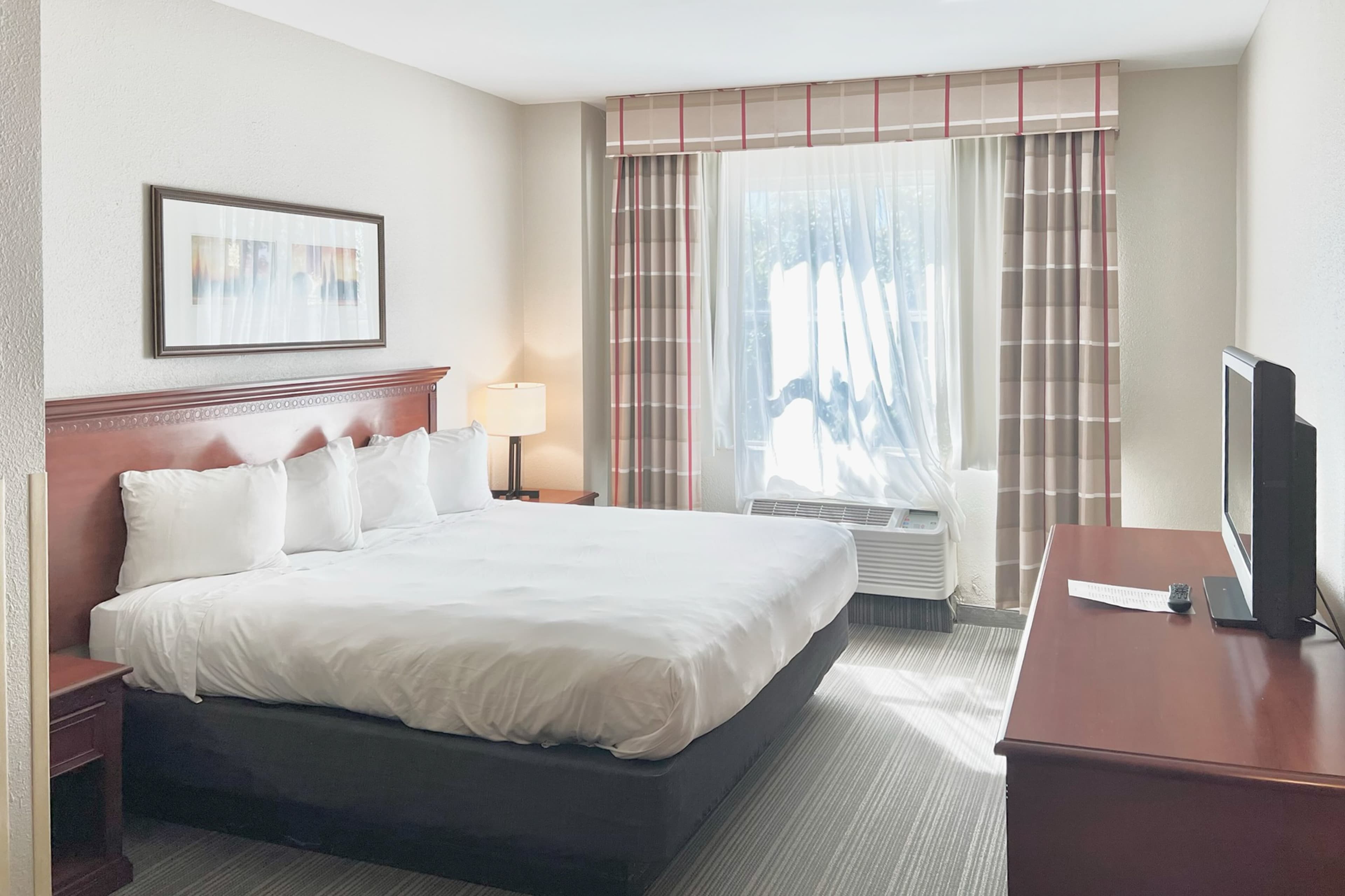 Country Inn & Suites by Radisson, Emporia, VA — 7