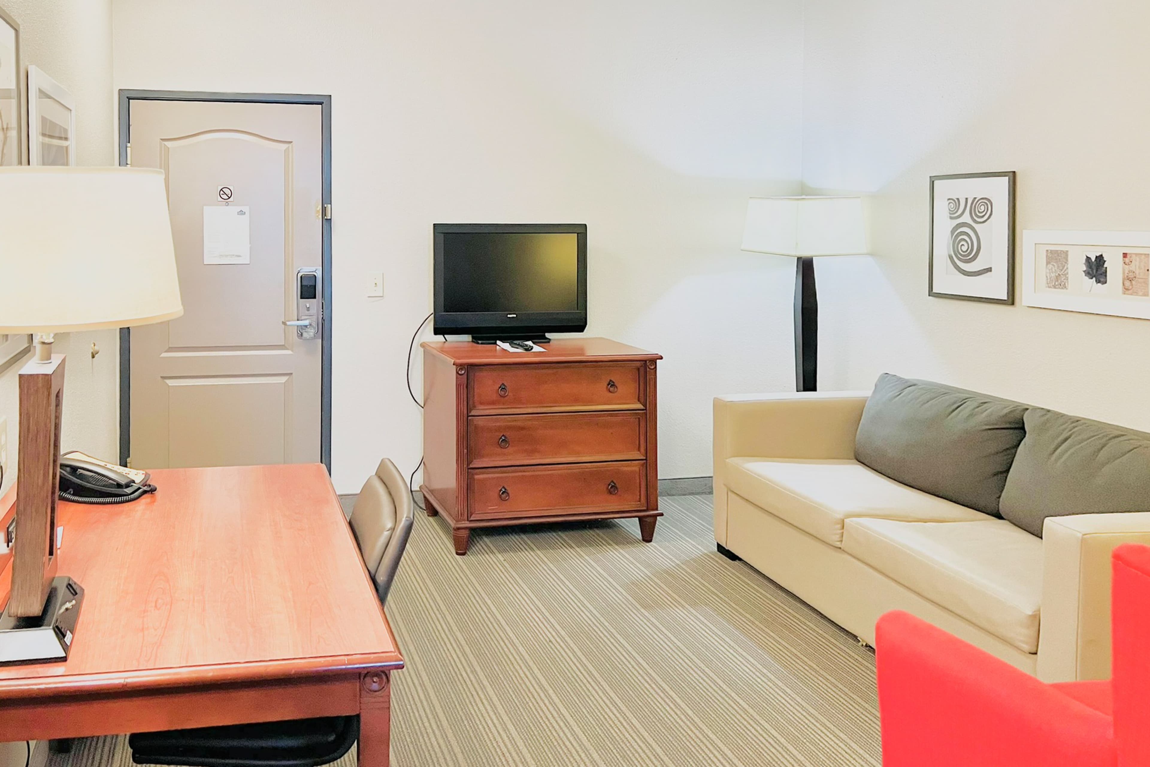 Country Inn & Suites by Radisson, Emporia, VA — 13