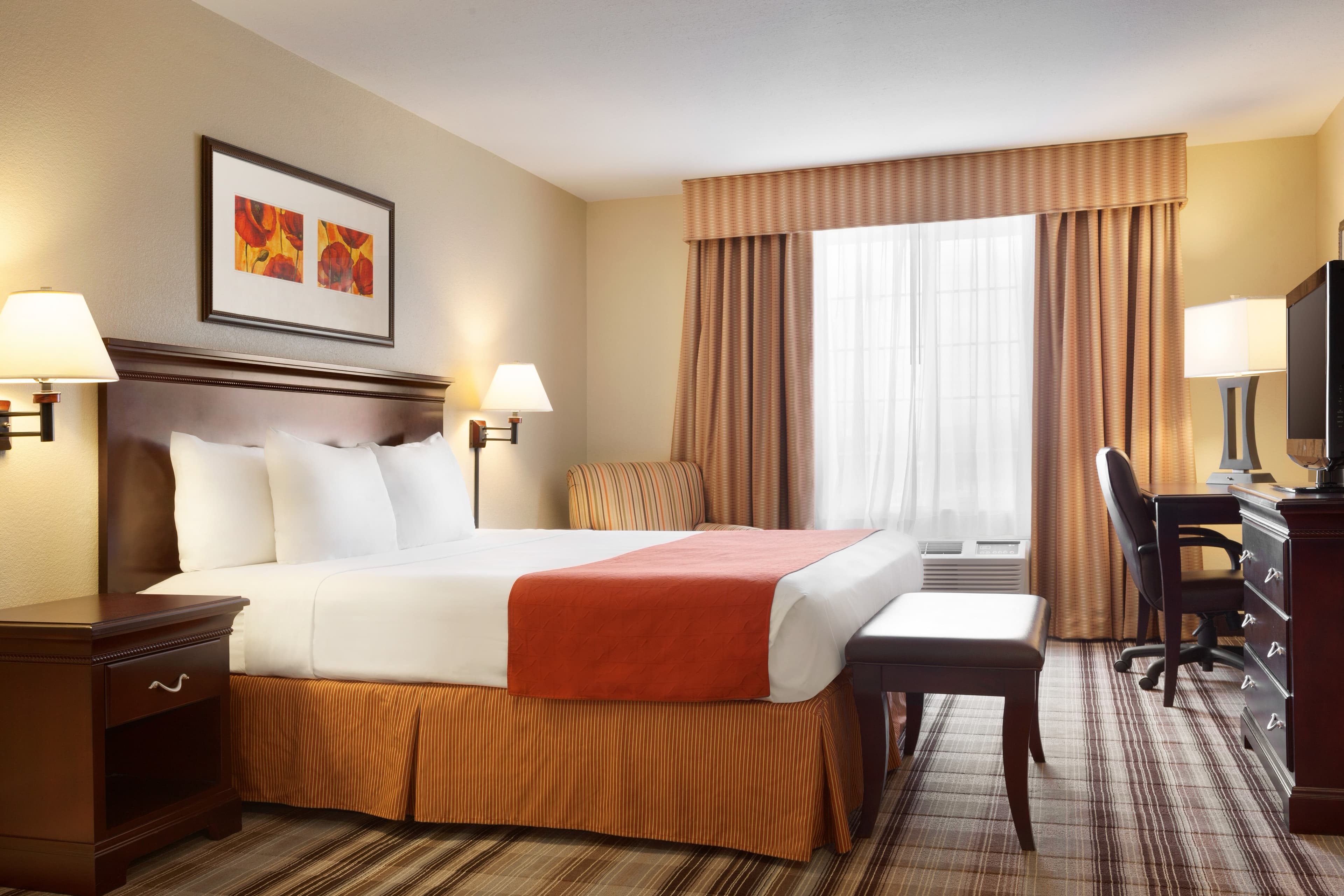 Country Inn & Suites by Radisson, Lexington, VA - Image 4