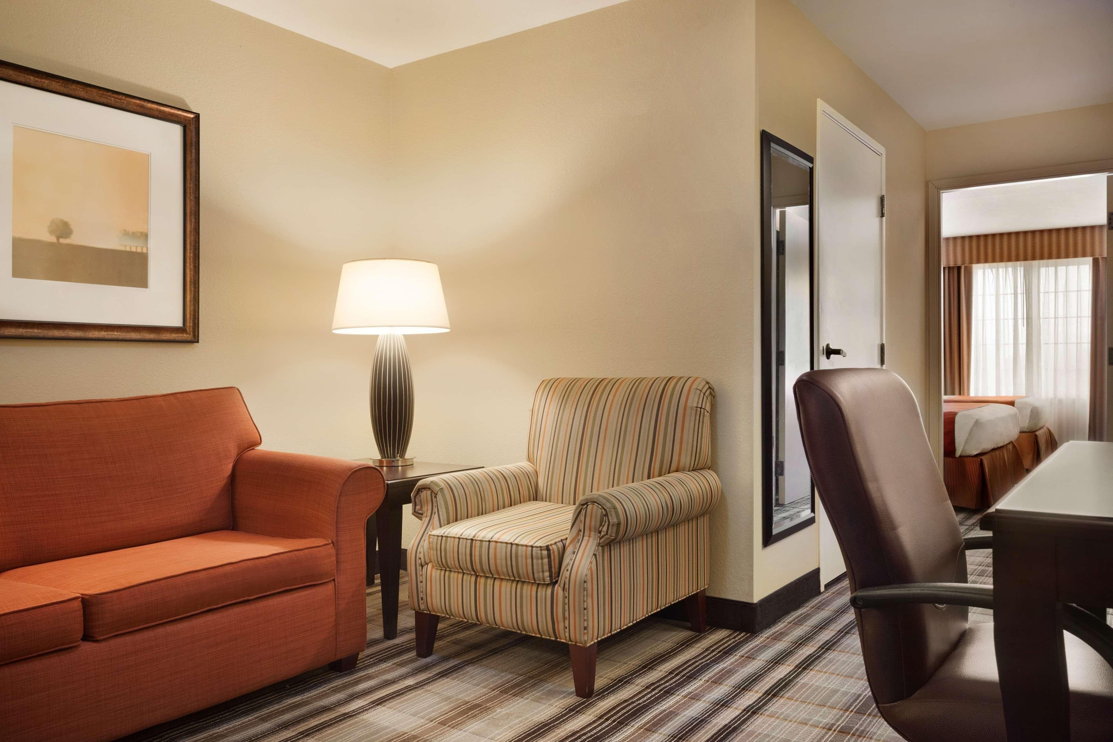Country Inn & Suites by Radisson, Lexington, VA — 10