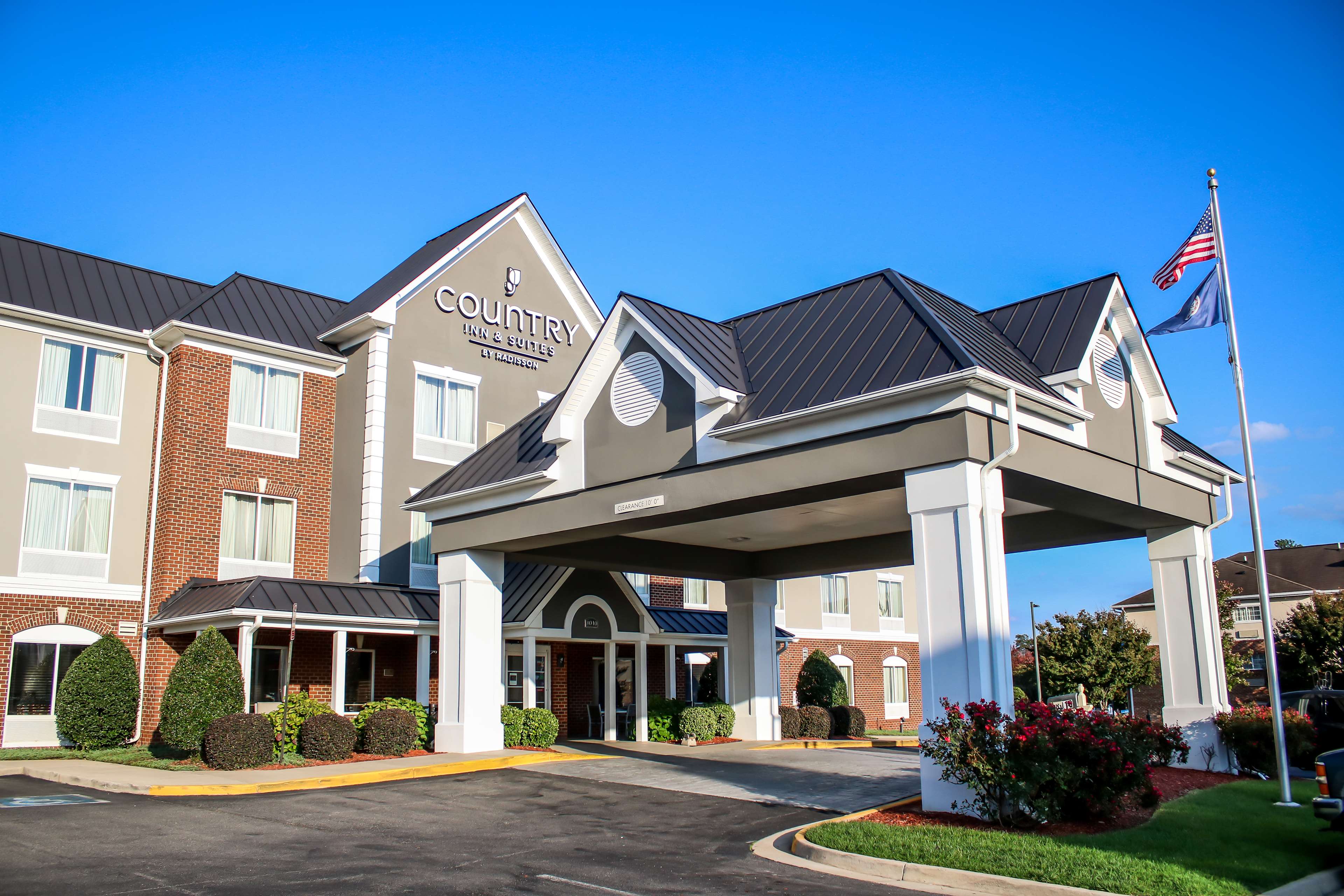 Country Inn & Suites by Radisson, Richmond West at I-64, VA - Image 1