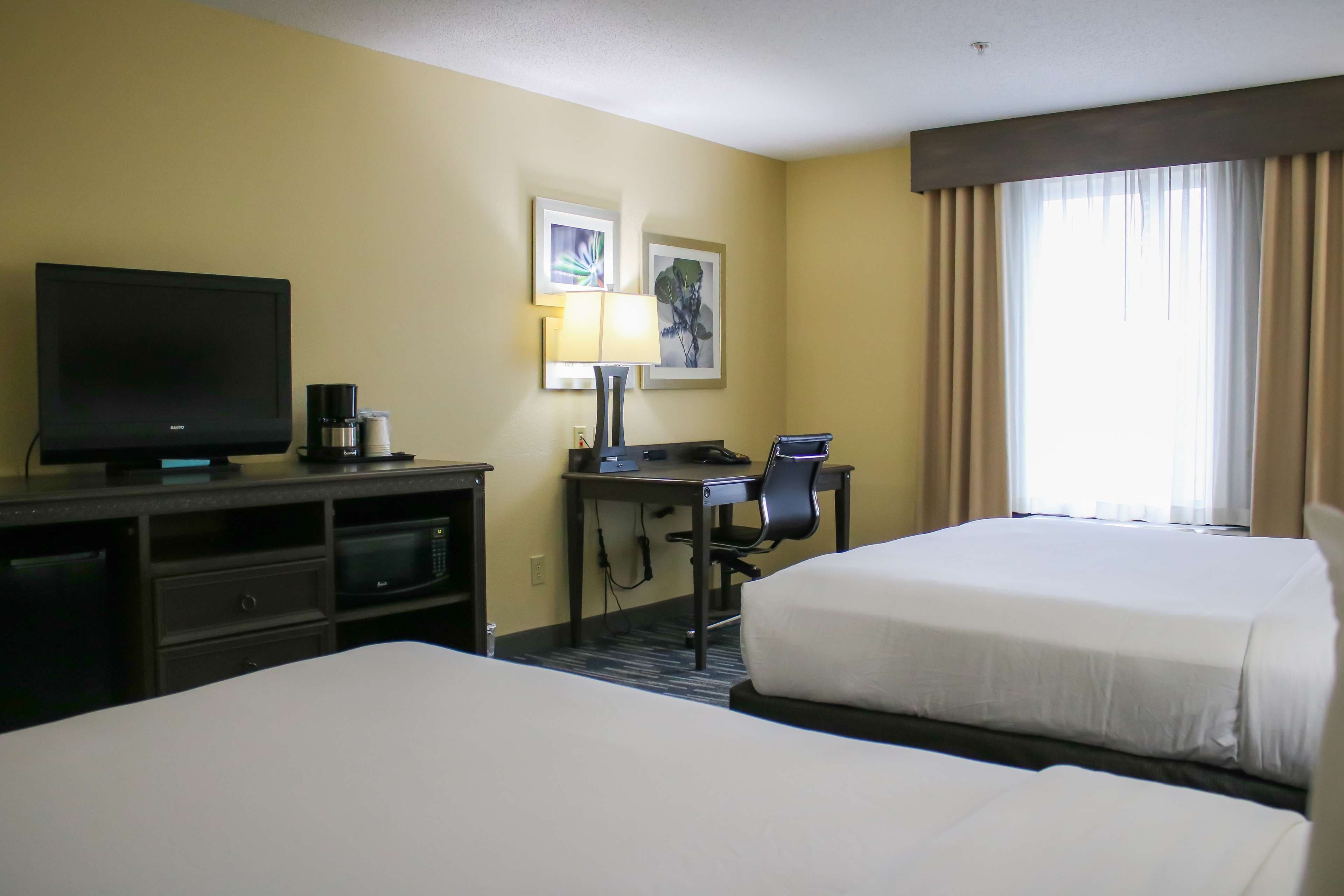 Country Inn & Suites by Radisson, Richmond West at I-64, VA — 16