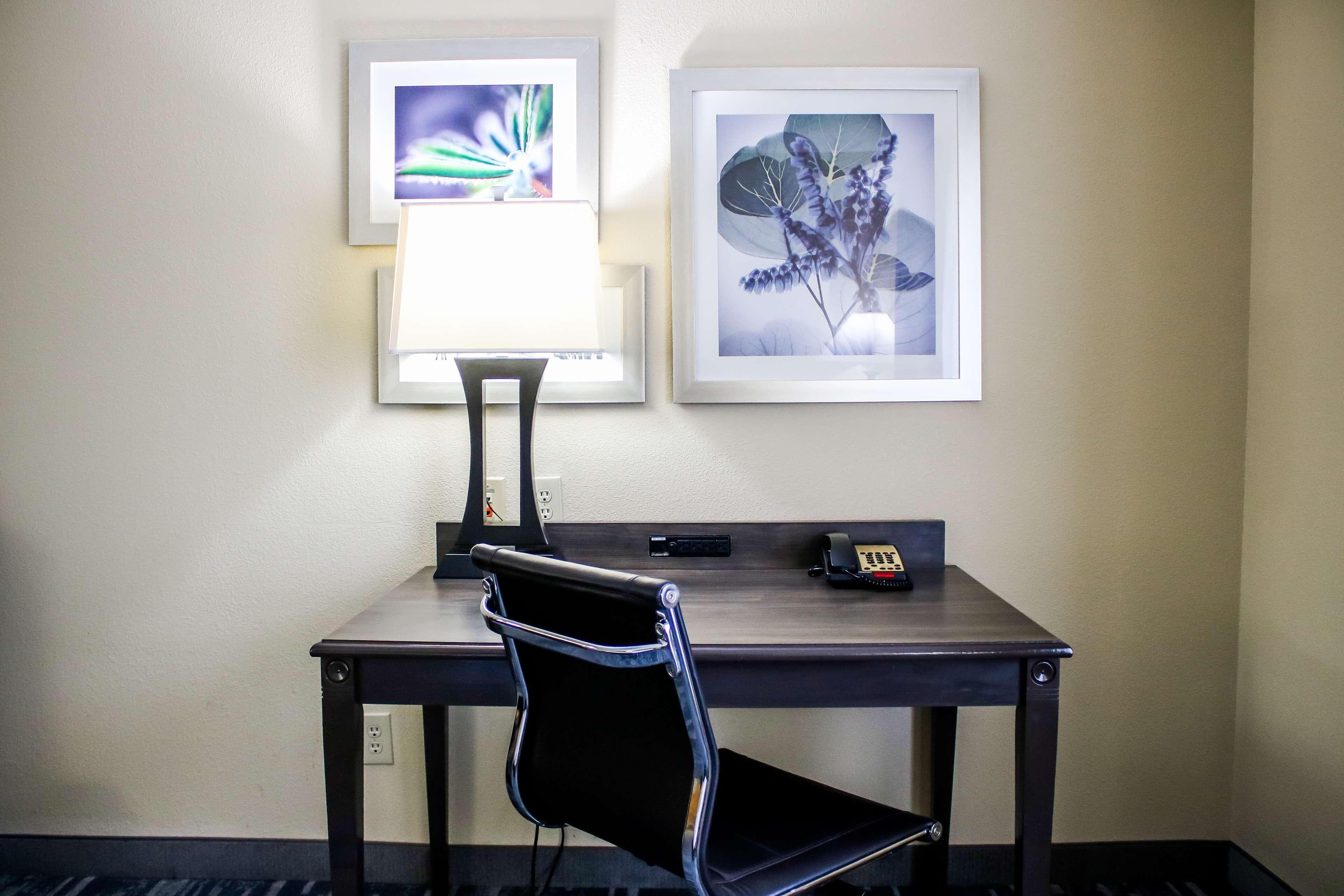 Country Inn & Suites by Radisson, Richmond West at I-64, VA — 17