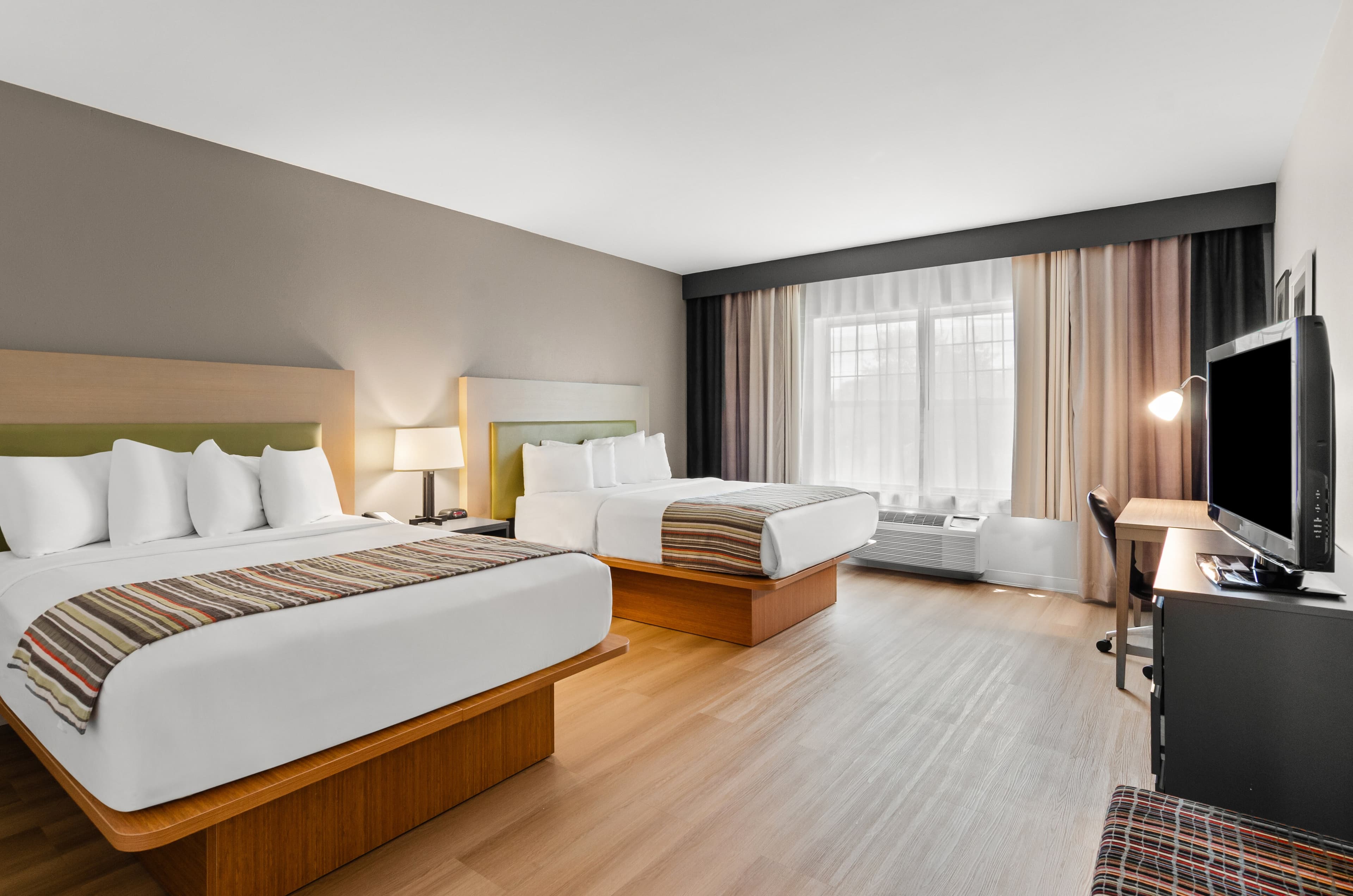 Country Inn & Suites by Radisson, Roanoke, VA — 11