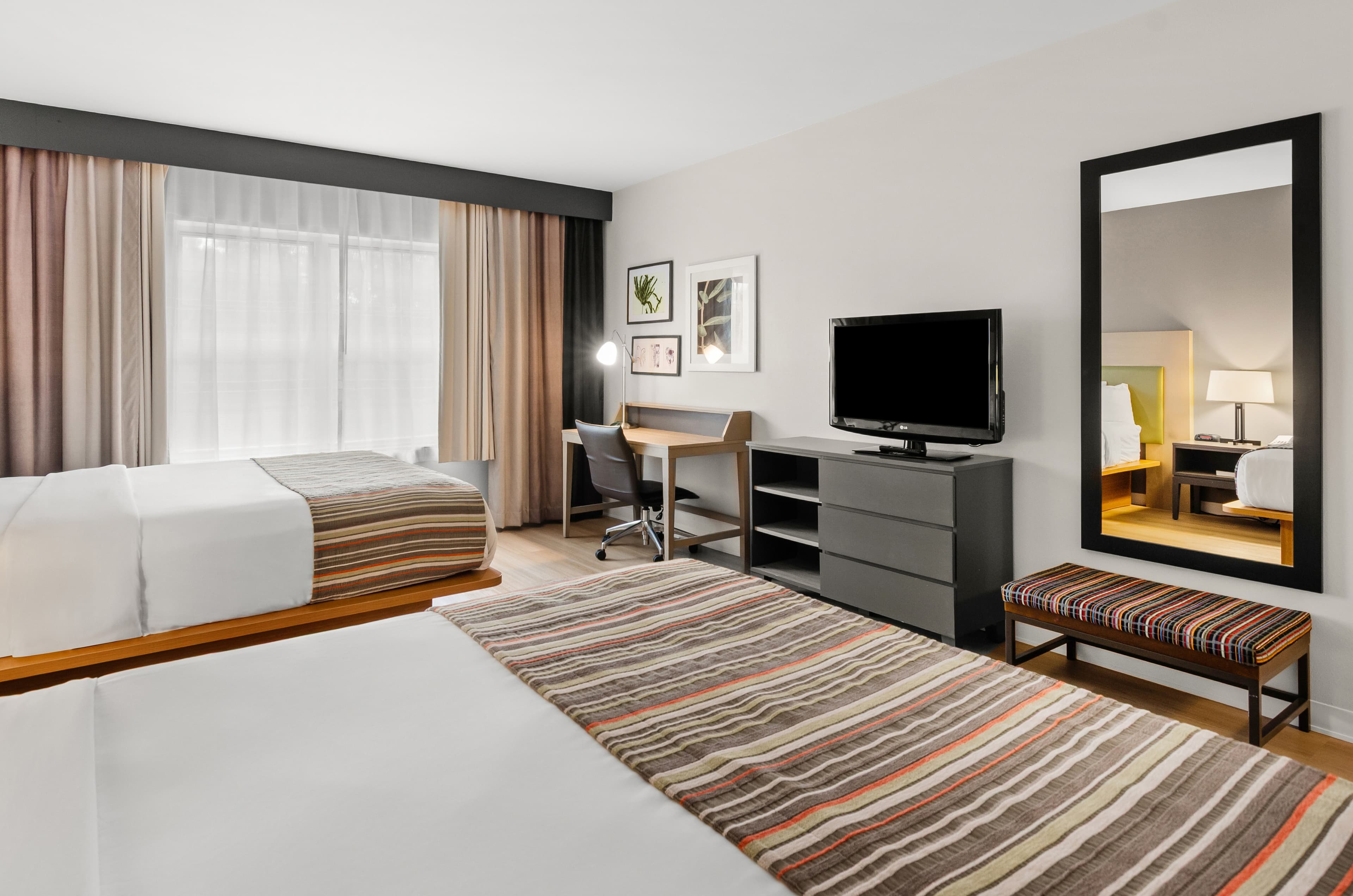 Country Inn & Suites by Radisson, Roanoke, VA — 20