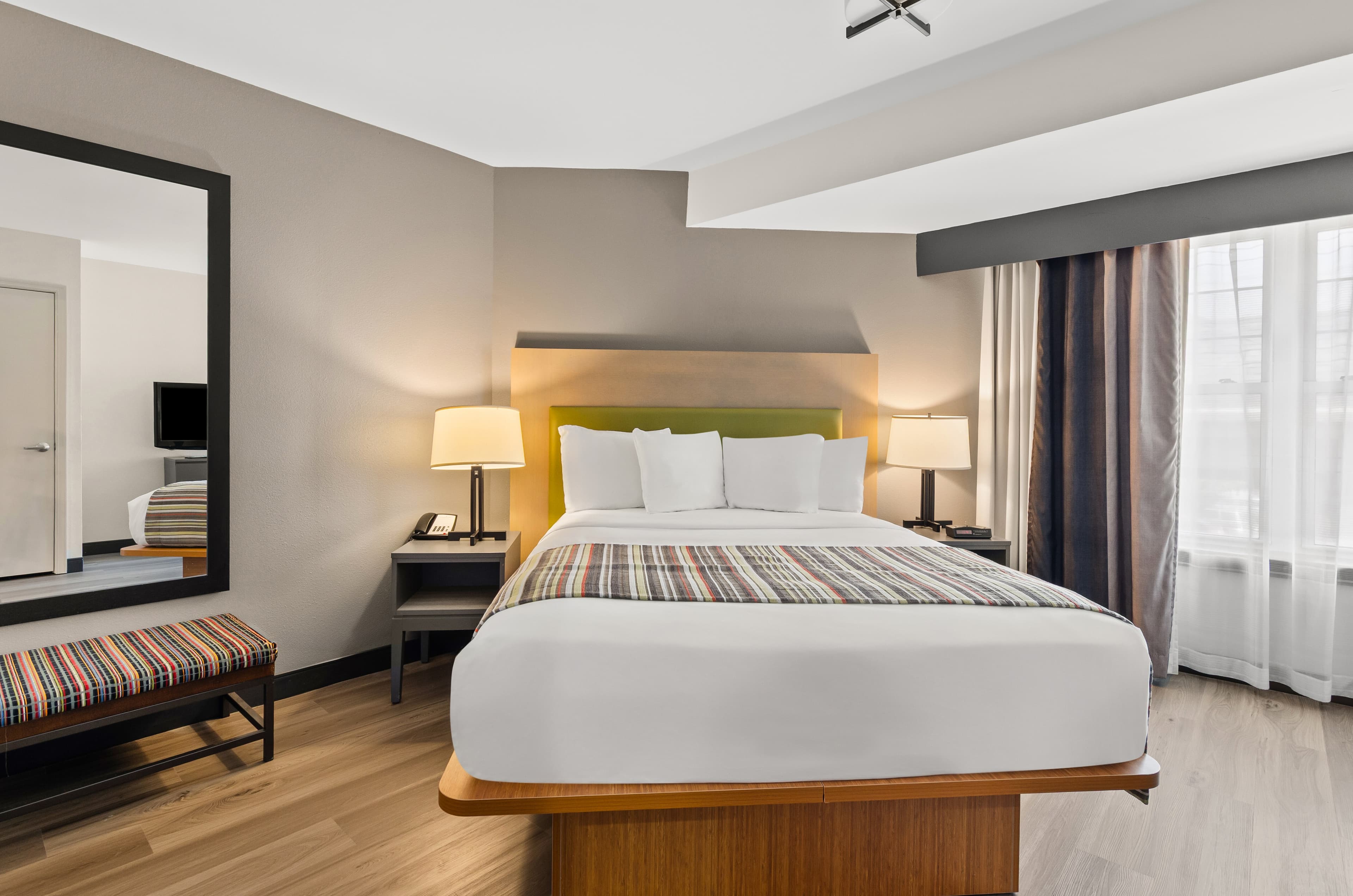 Country Inn & Suites by Radisson, Roanoke, VA — 27