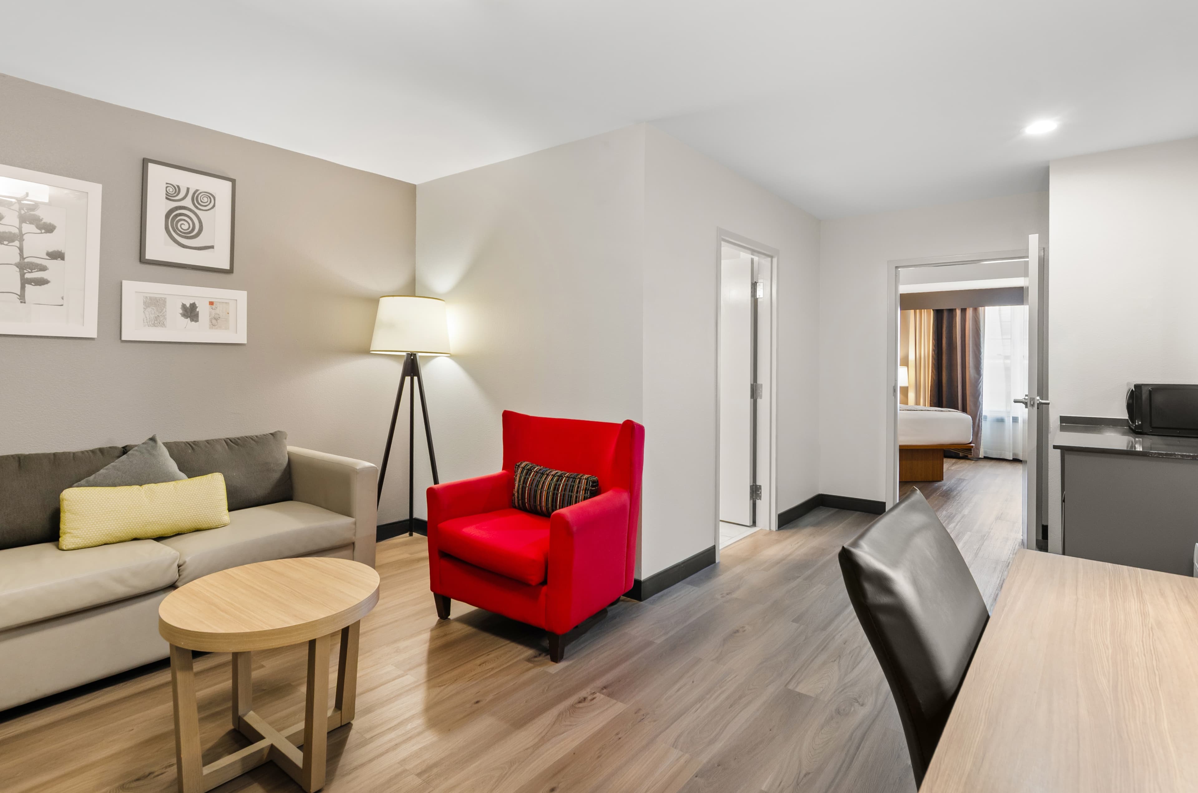 Country Inn & Suites by Radisson, Roanoke, VA — 2