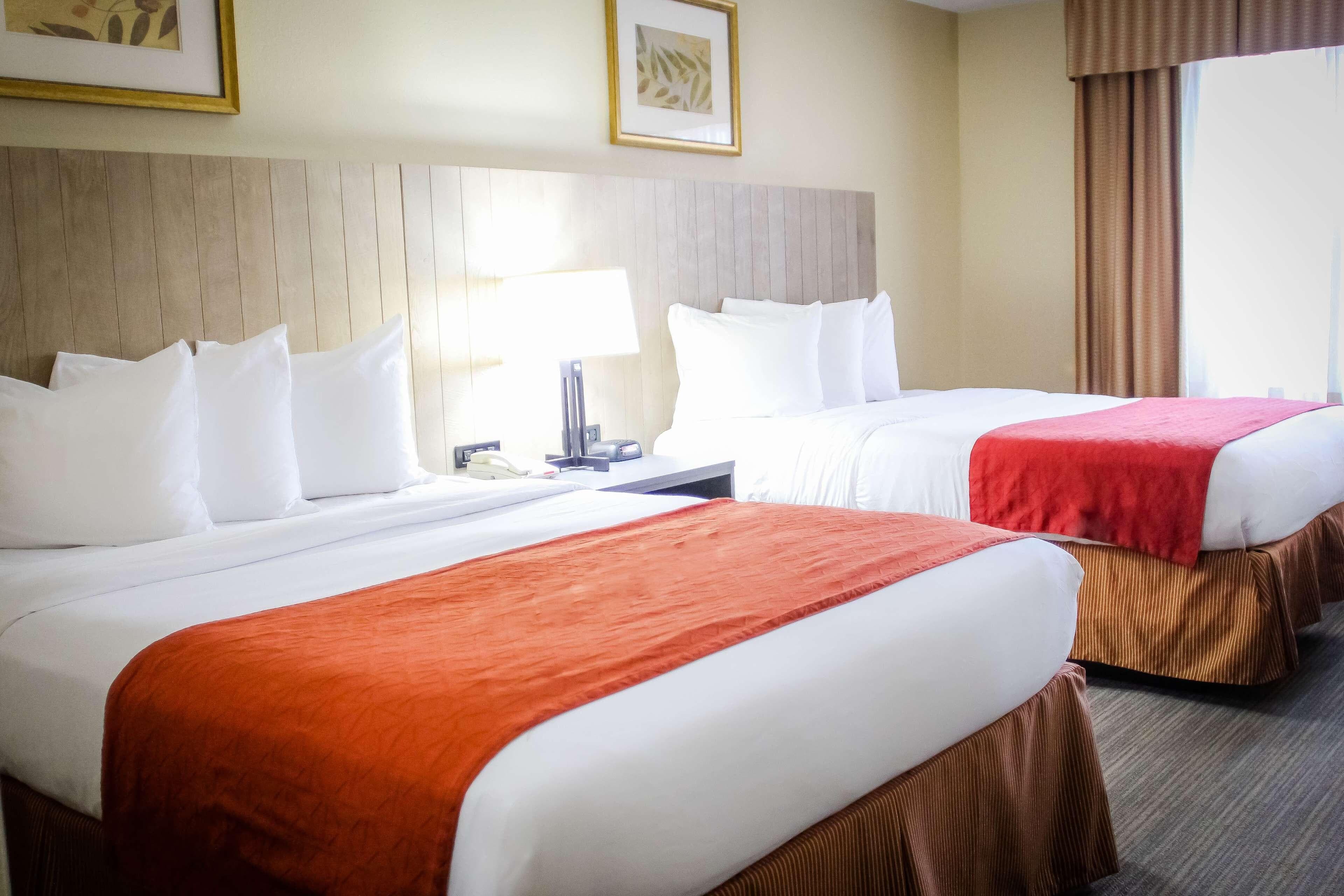 Country Inn & Suites by Radisson, Chester, VA — 9