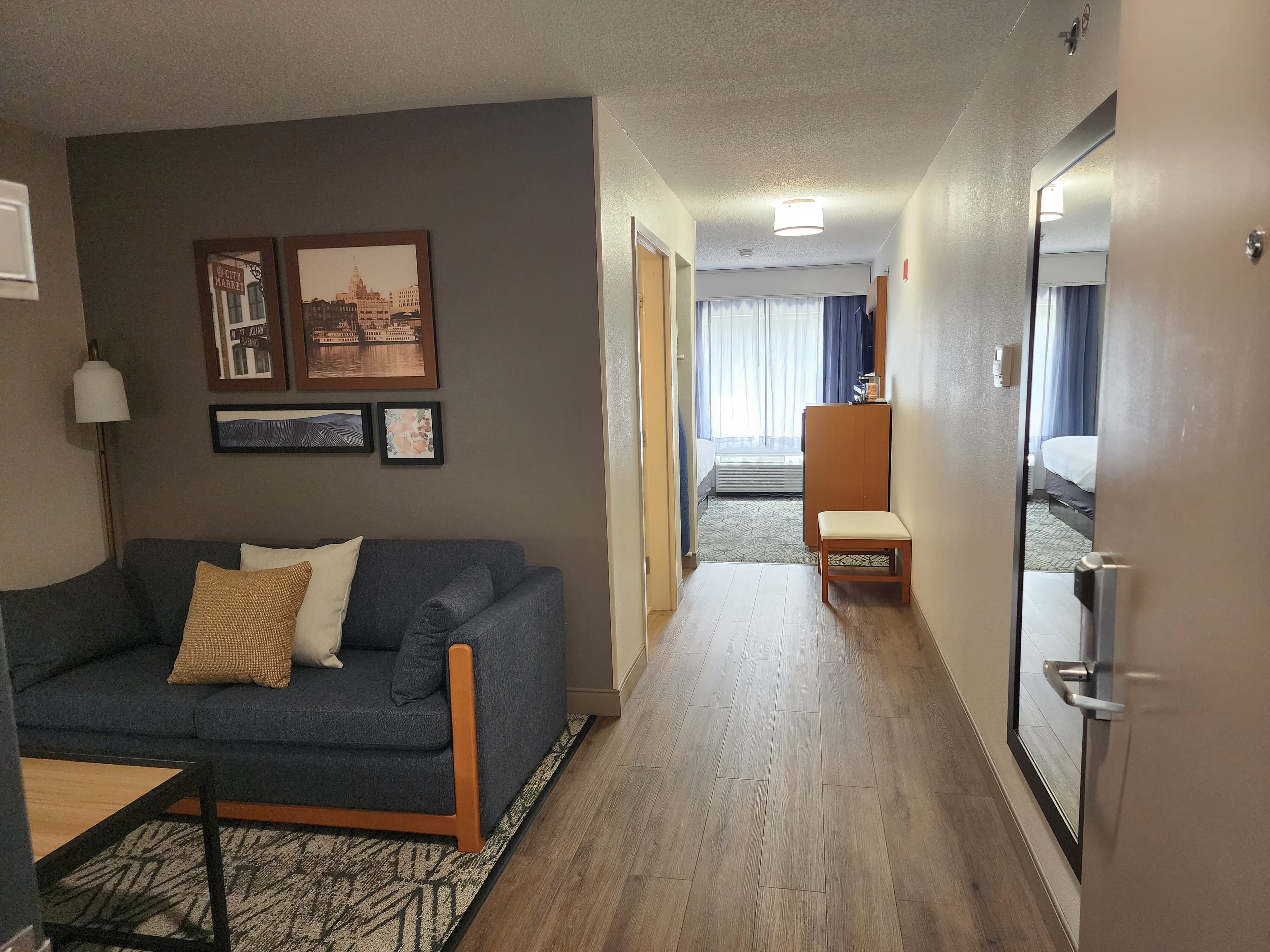 Country Inn & Suites by Radisson, Dahlgren-King George, VA — 7