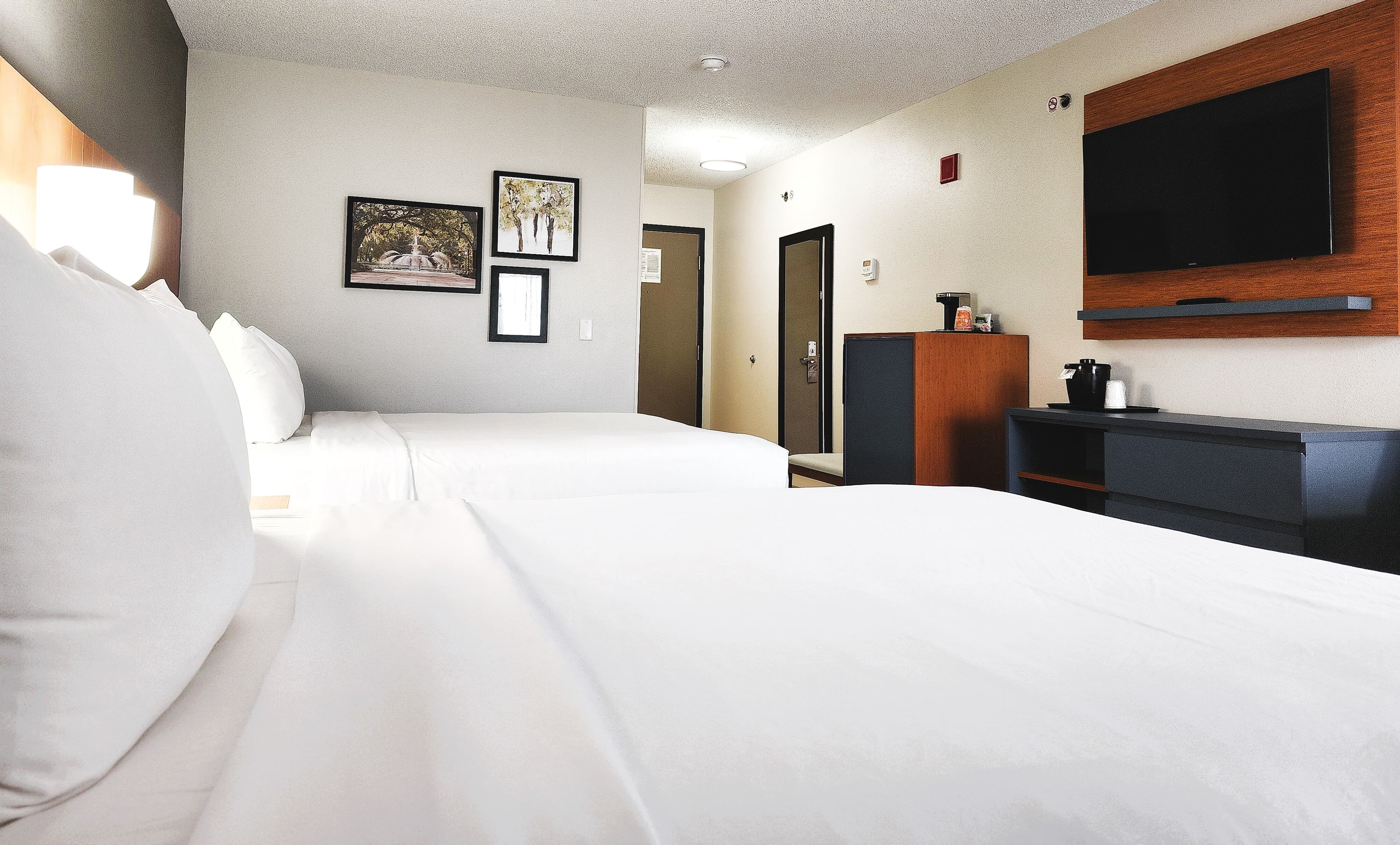 Country Inn & Suites by Radisson, Dahlgren-King George, VA — 23