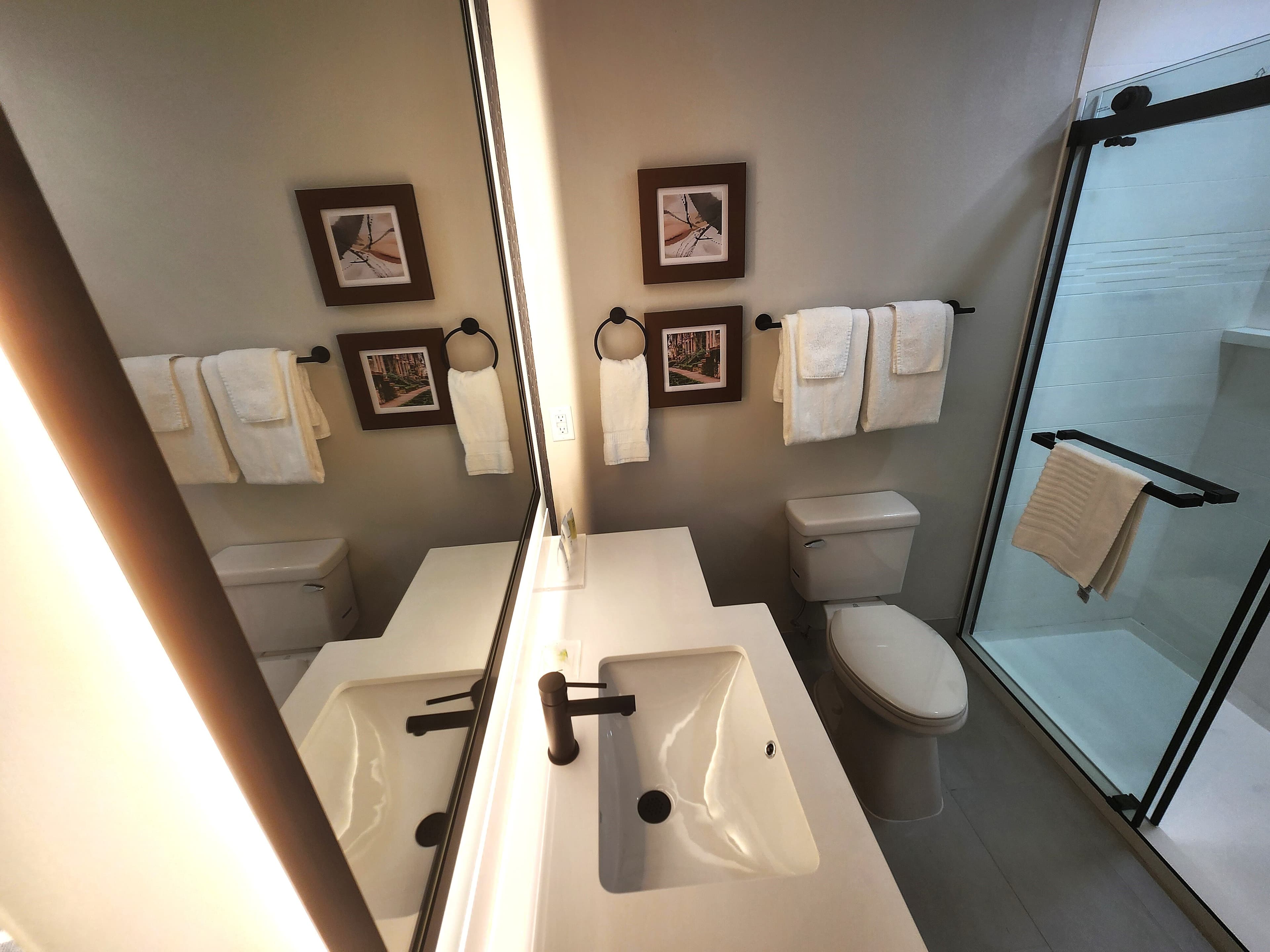 Country Inn & Suites by Radisson, Dahlgren-King George, VA - Image 4