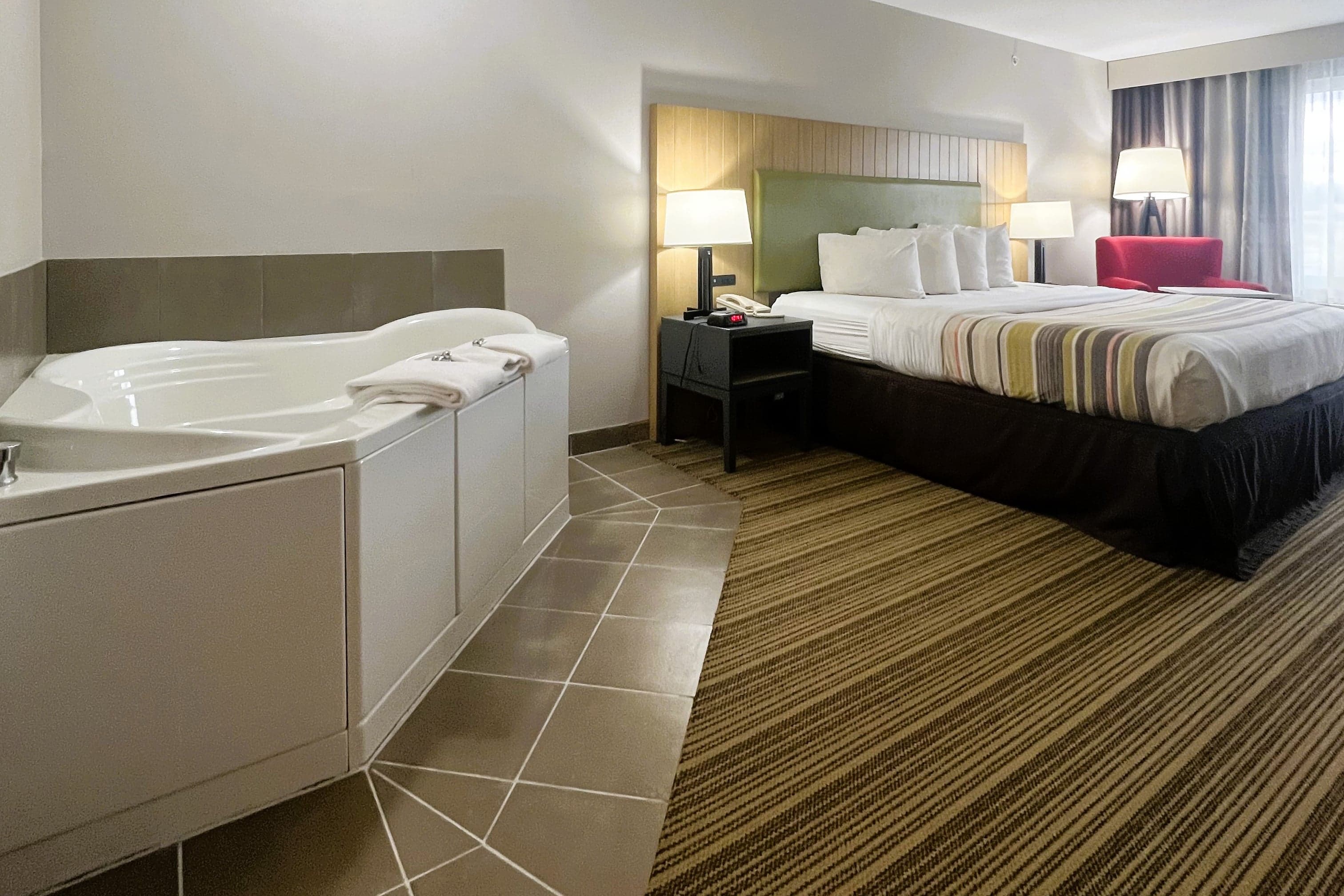 Country Inn & Suites by Radisson, Wytheville, VA — 8