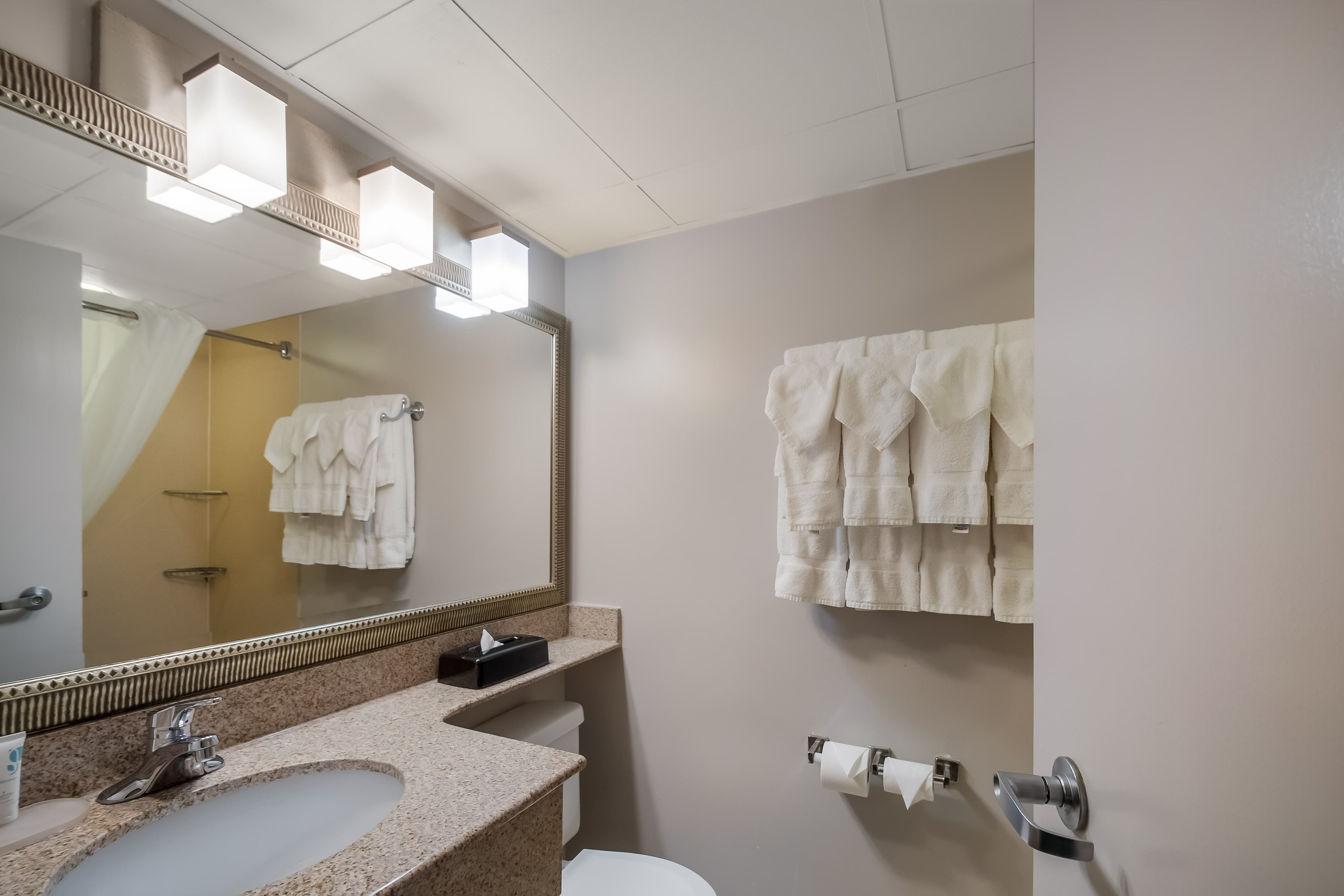 Country Inn & Suites by Radisson, Fredericksburg South (I-95), VA — 6