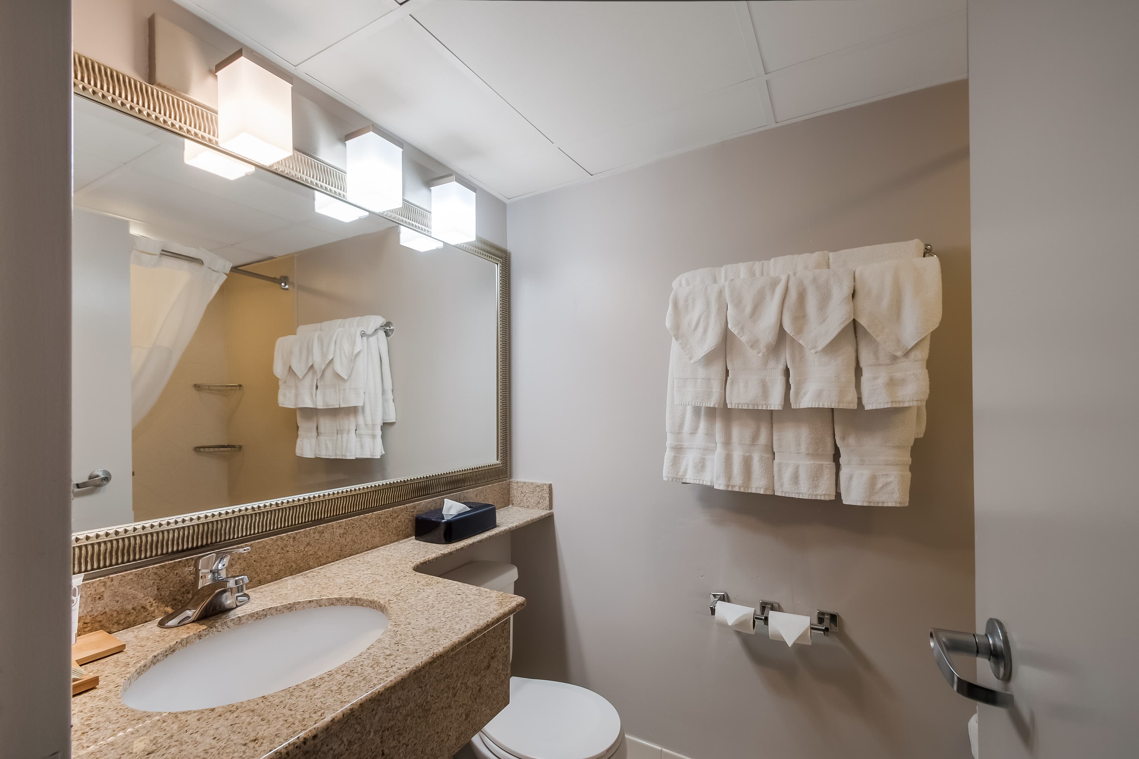 Country Inn & Suites by Radisson, Fredericksburg South (I-95), VA — 12