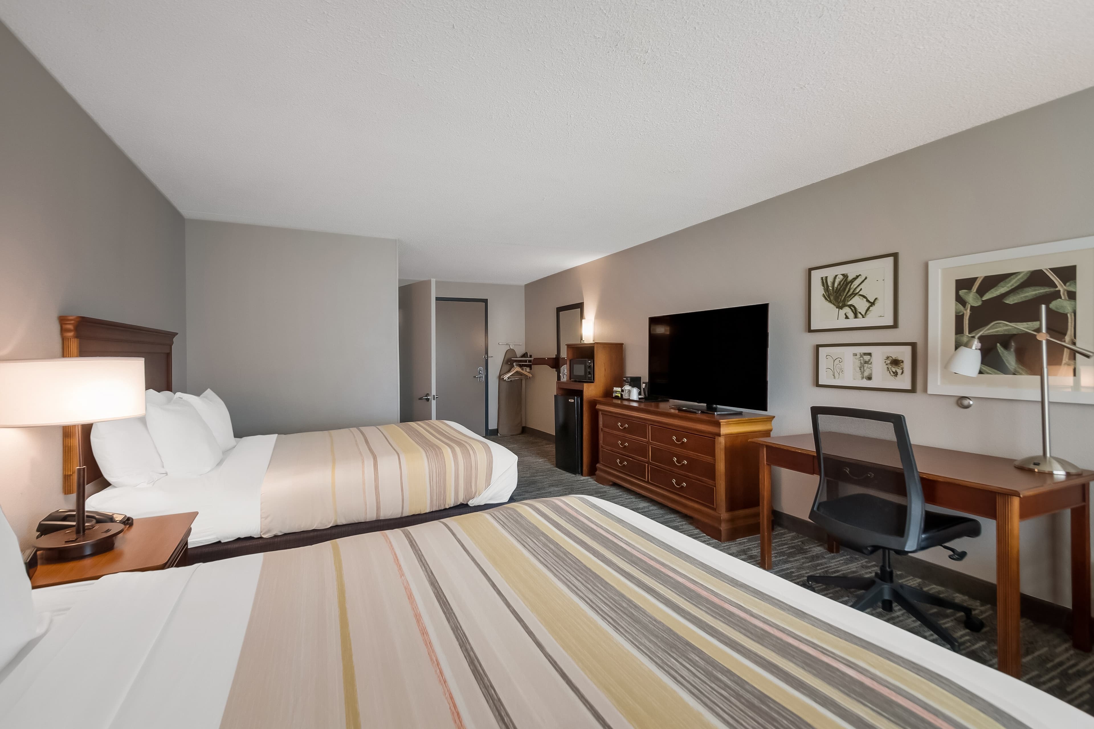 Country Inn & Suites by Radisson, Fredericksburg South (I-95), VA — 18