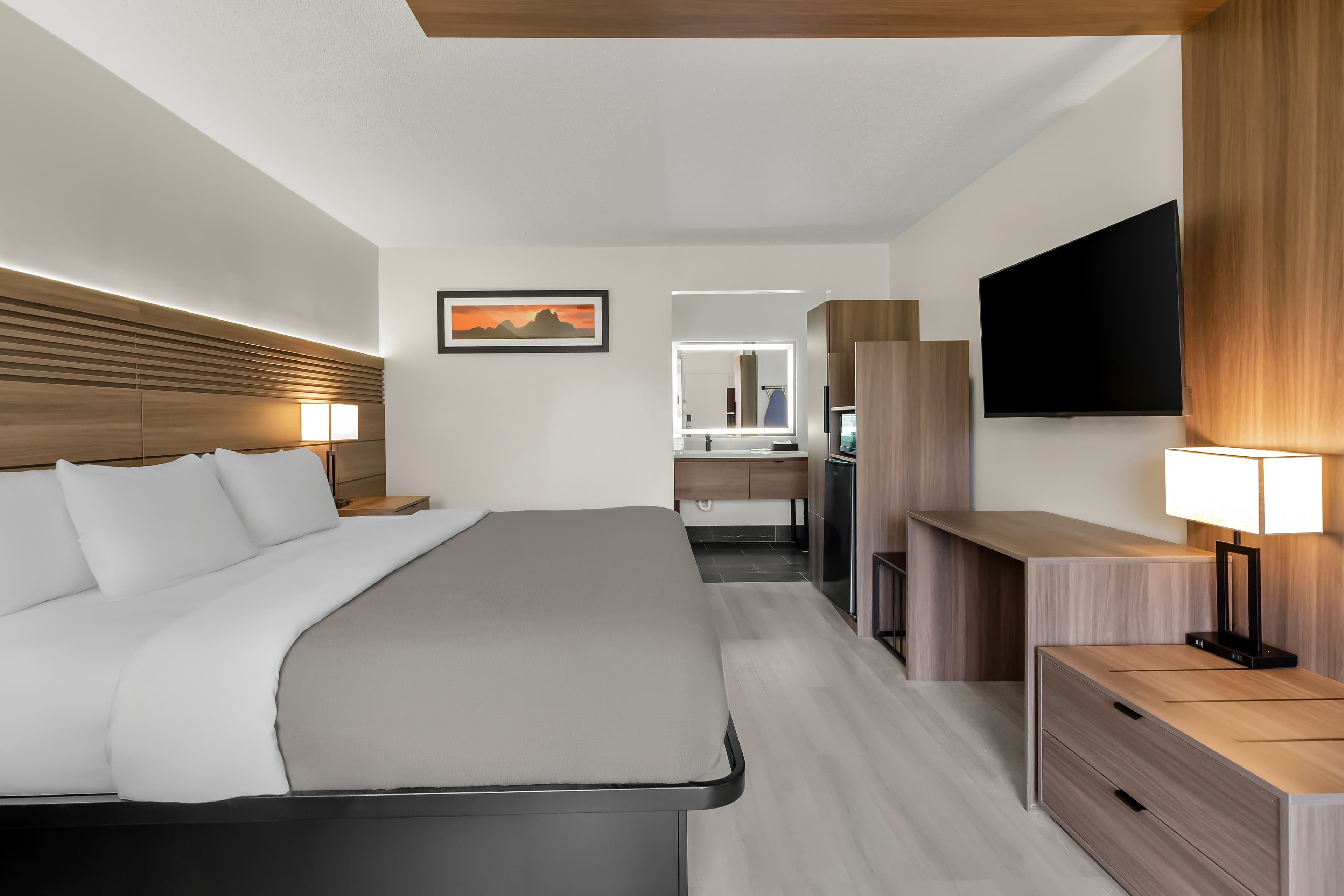 Quality Inn & Suites - Image 5