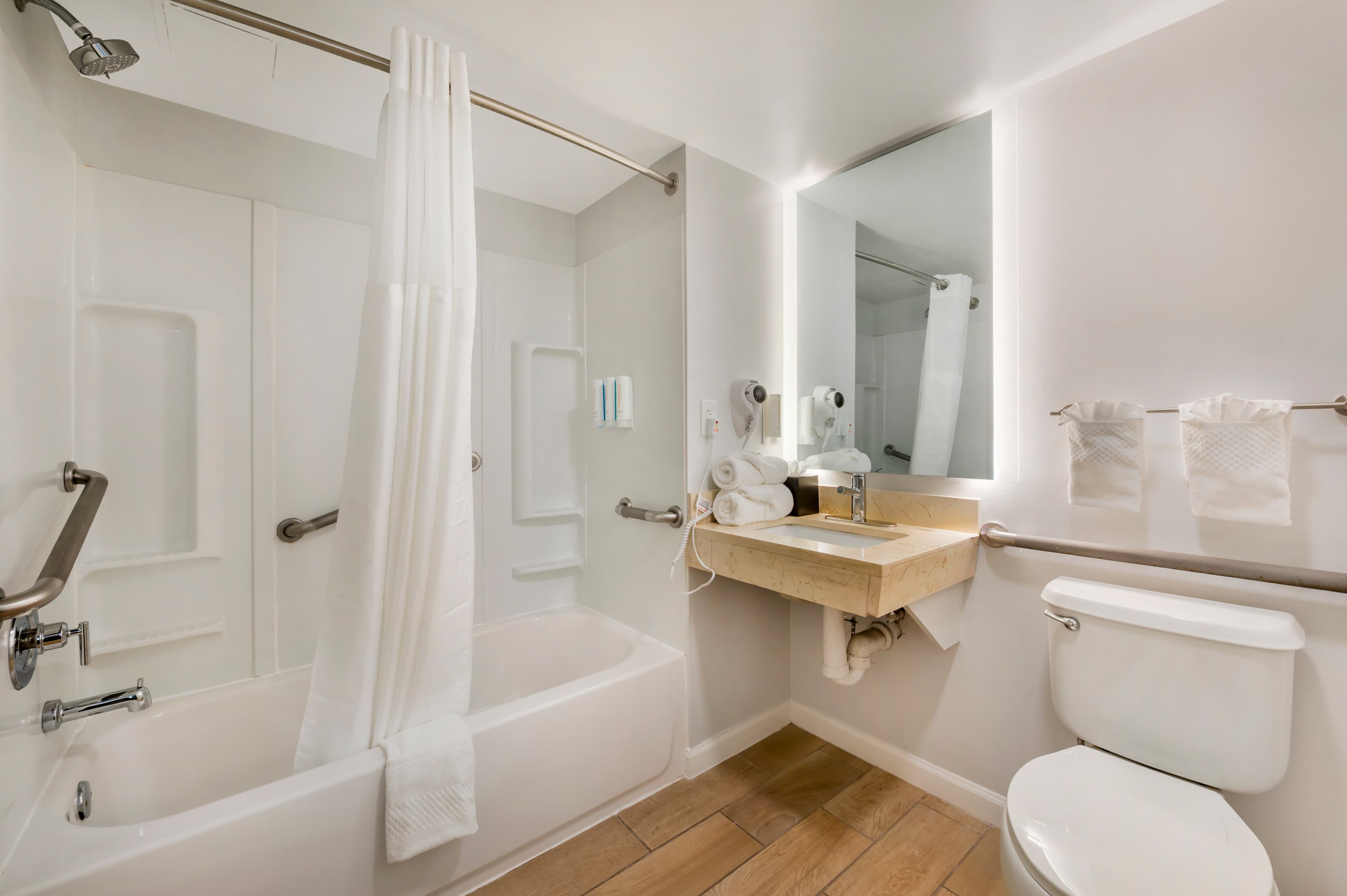 MainStay Suites Sterling near Dulles Town Center — 9