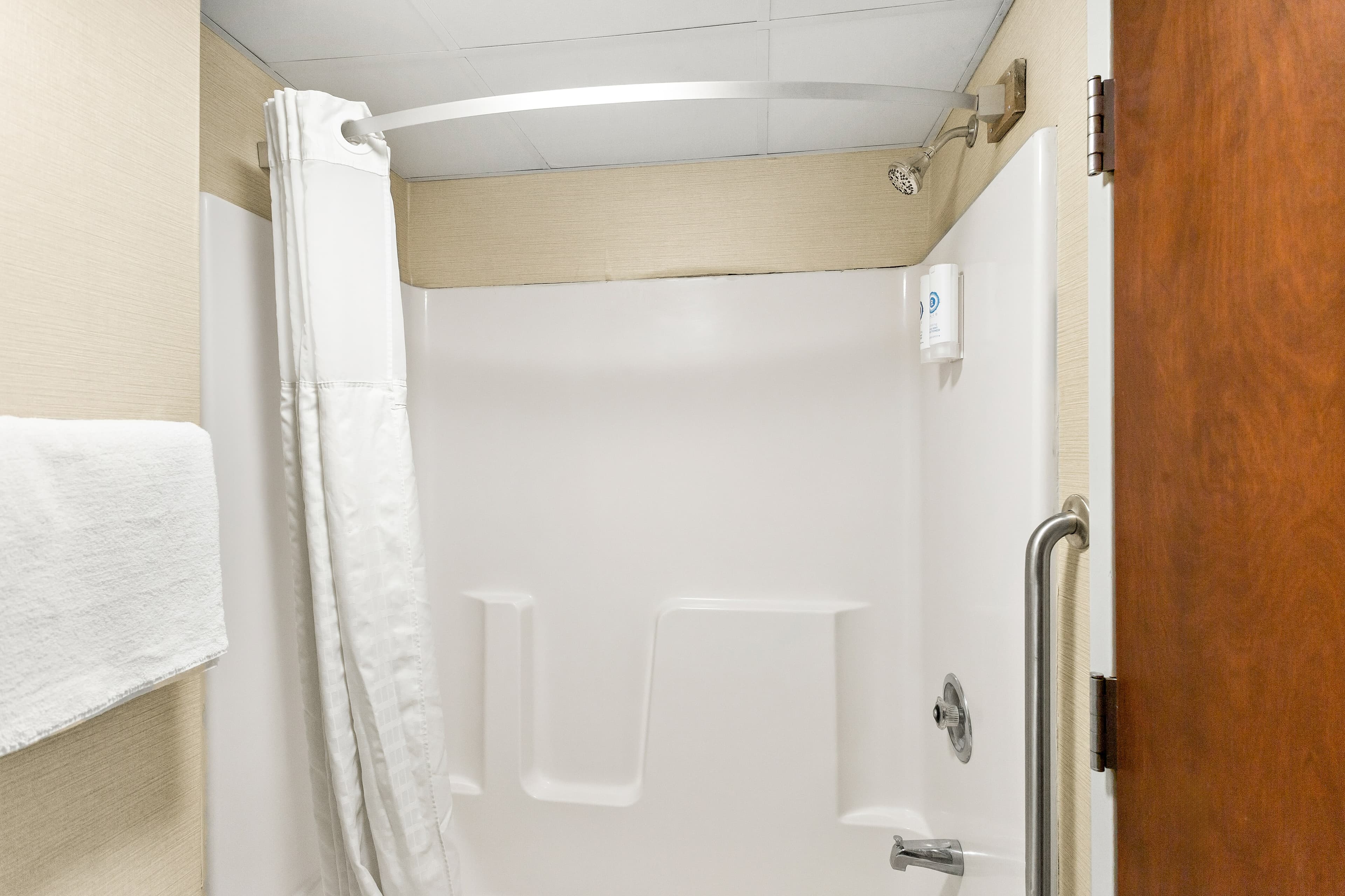 Comfort Inn White River Junction — 18