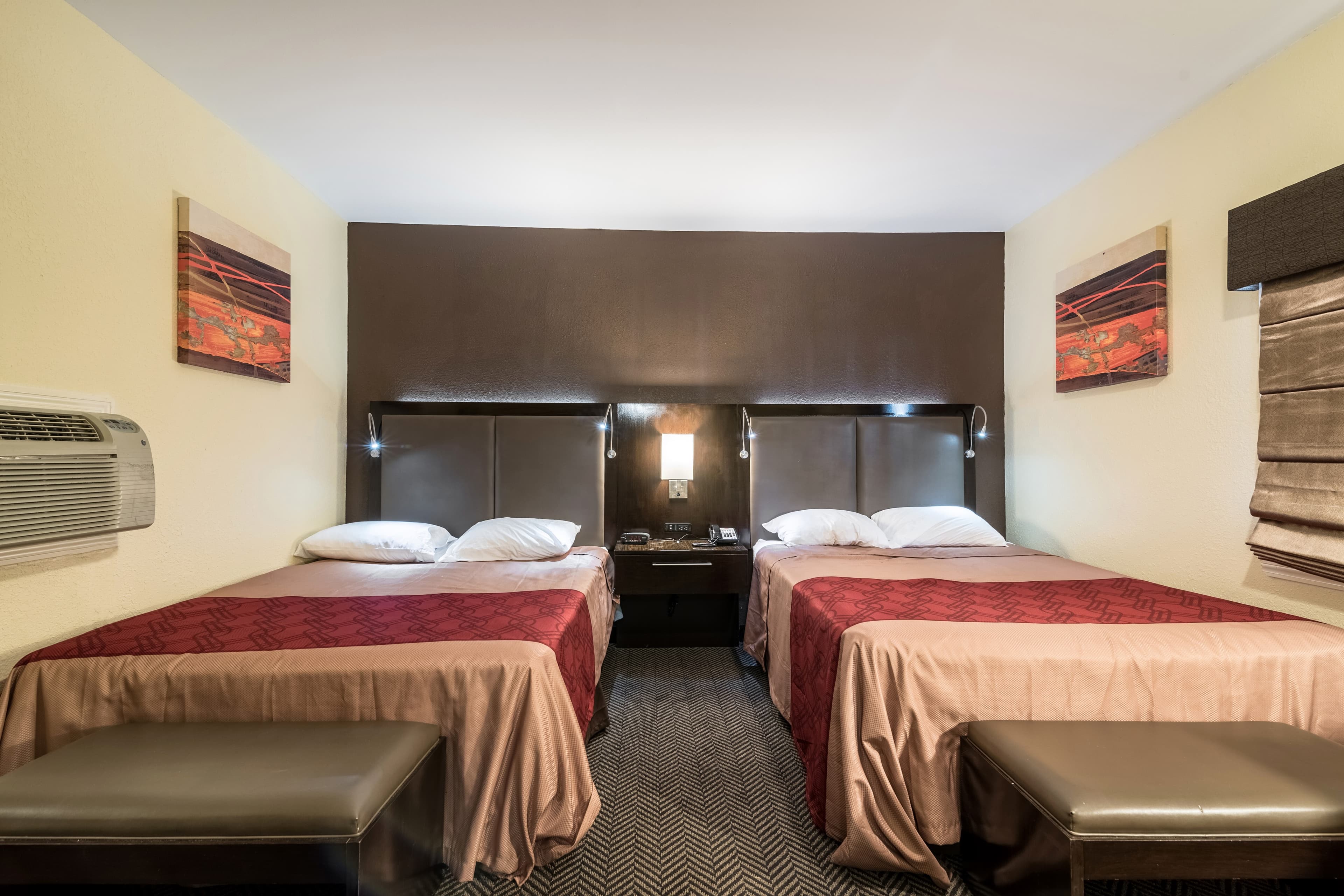 Econo Lodge Rutland City near Hwy 7 — 13