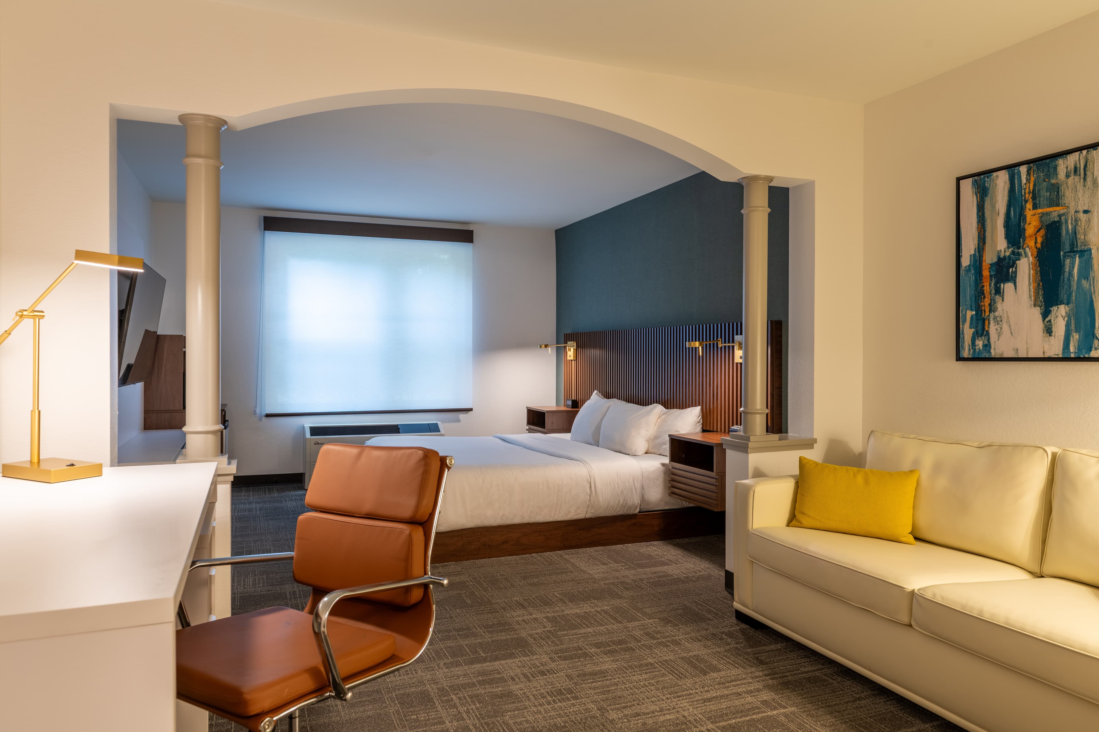 Comfort Inn & Suites Near Burke Mountain — 13