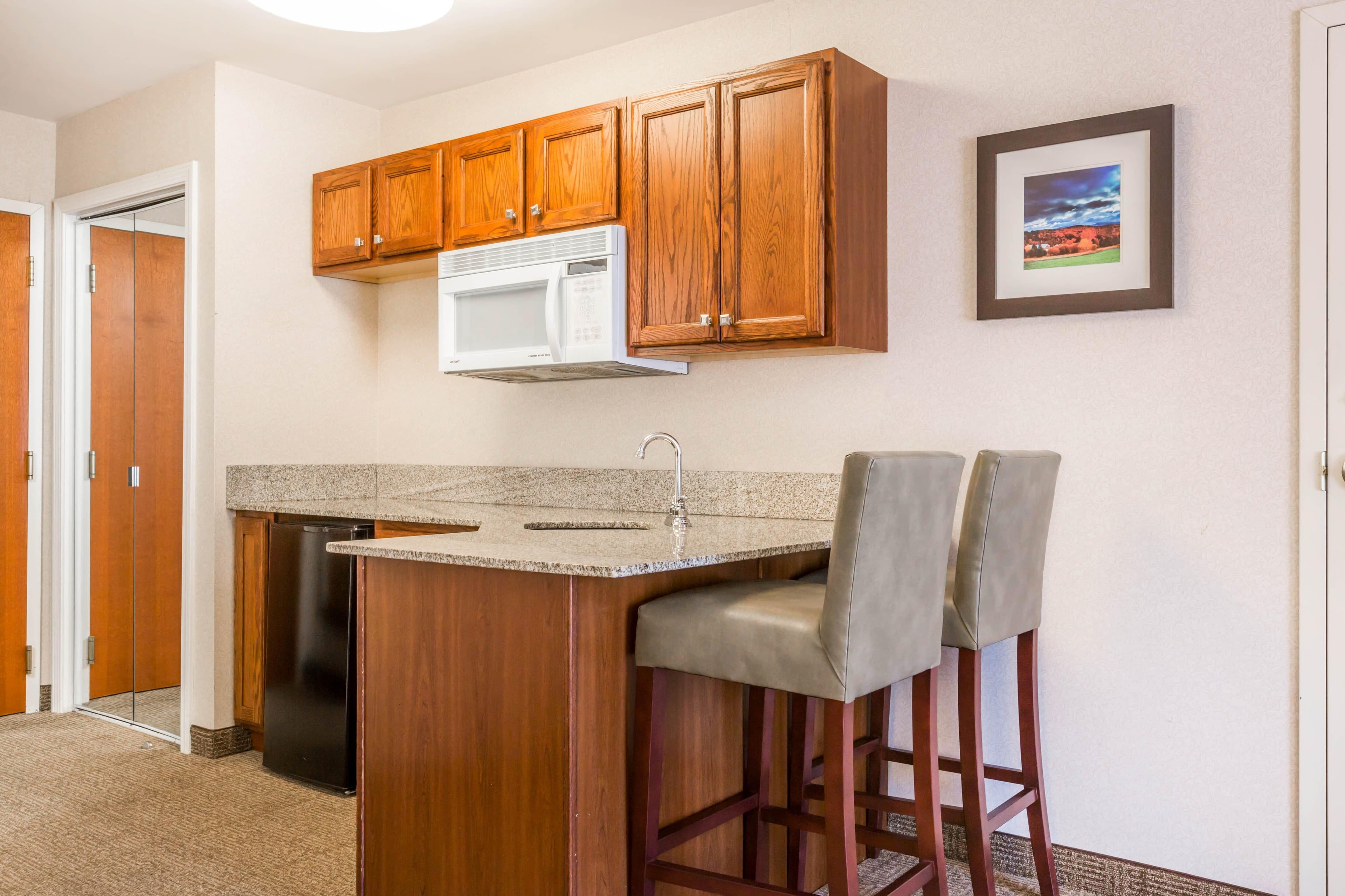 Comfort Inn & Suites South Burlington near University — 33