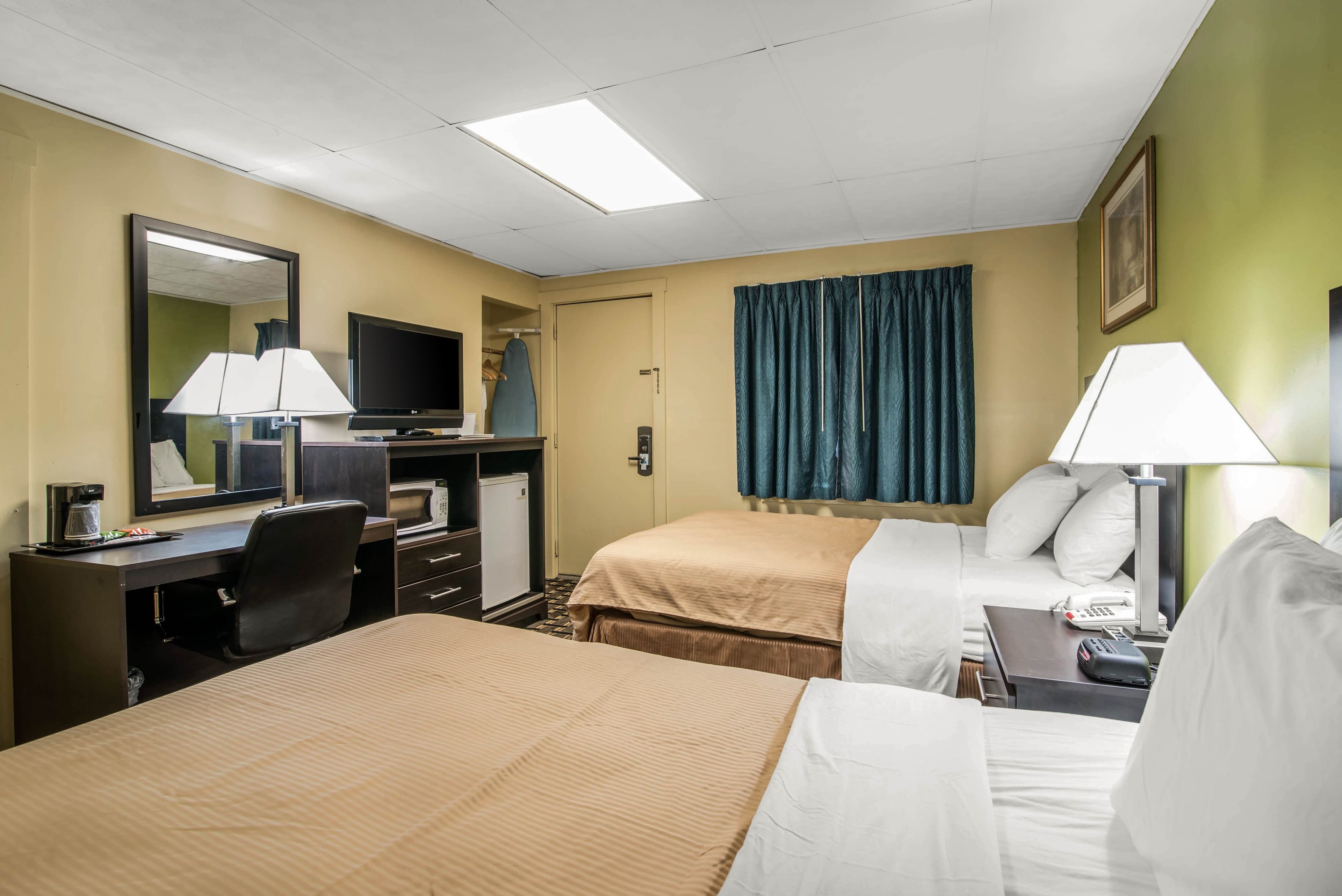 Rodeway Inn Rutland - Killington — 7