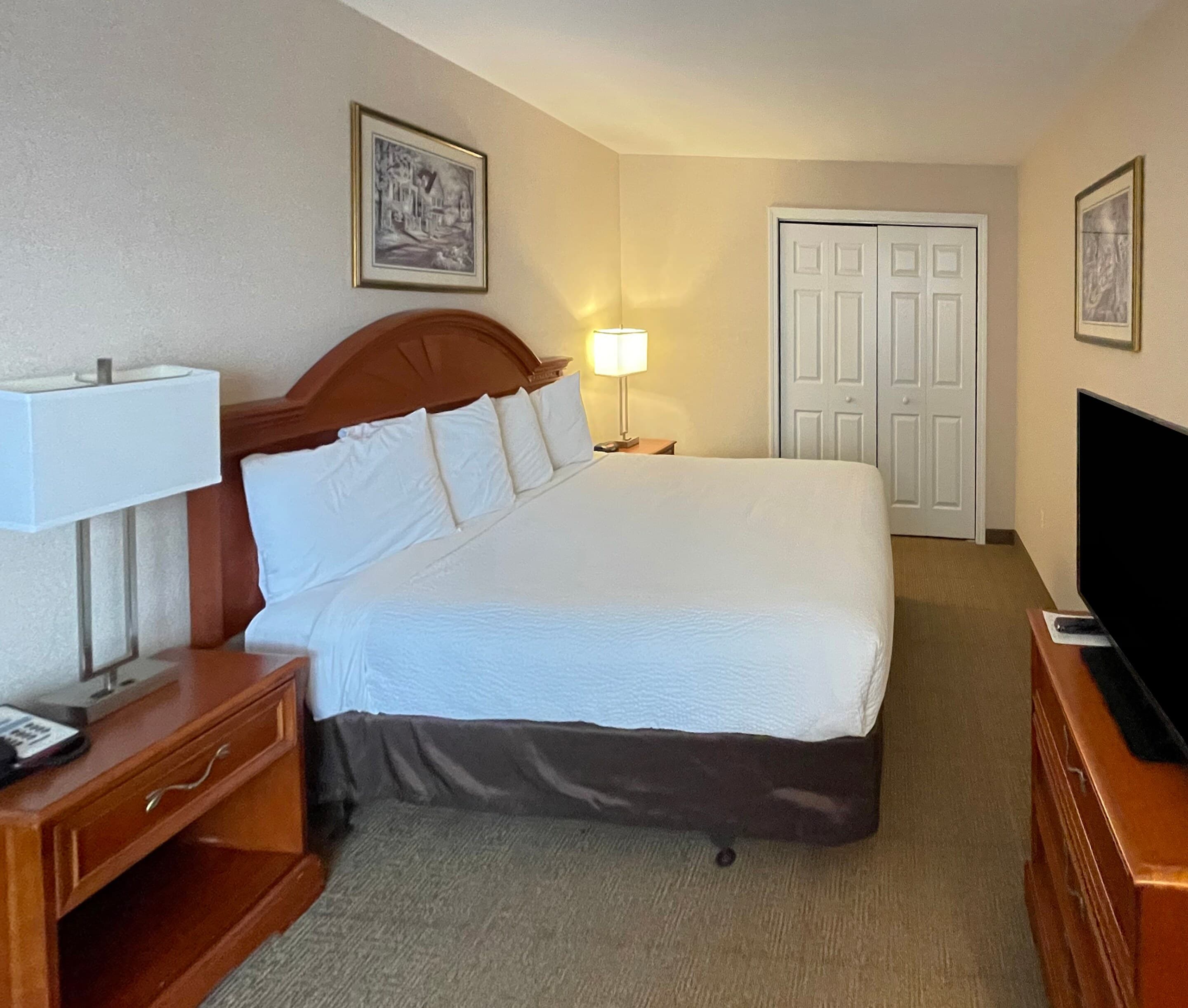 Smart Suites, an Ascend Collection Hotel — 16