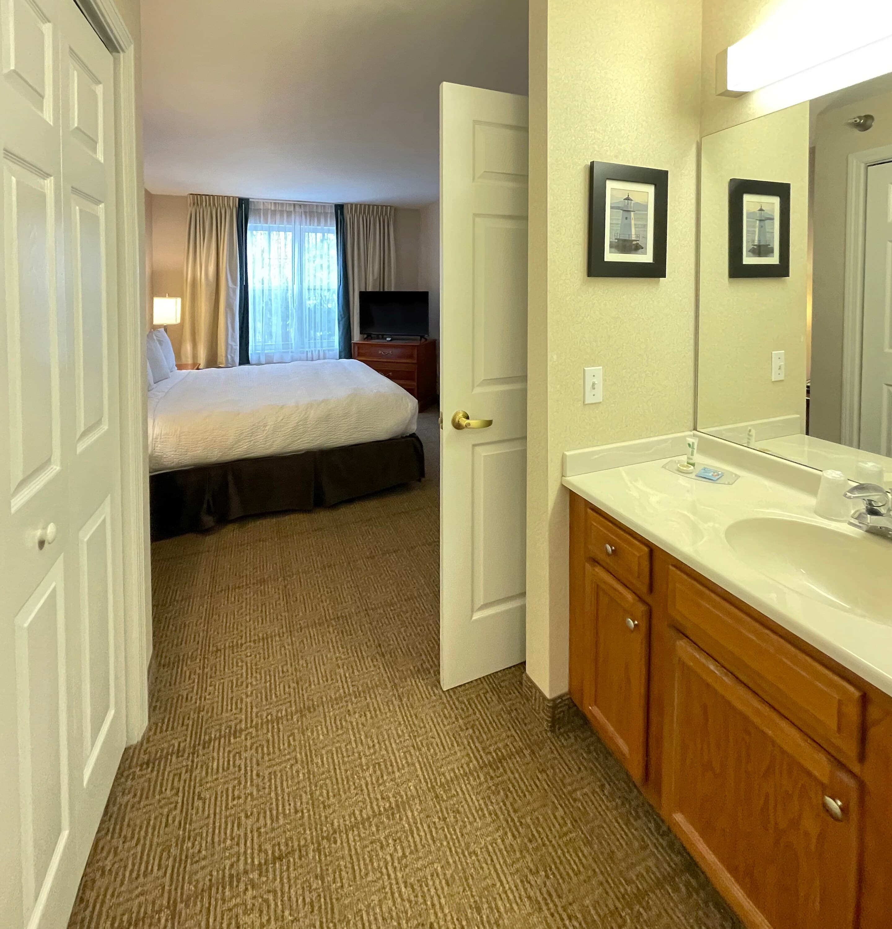 Smart Suites, an Ascend Collection Hotel — 22