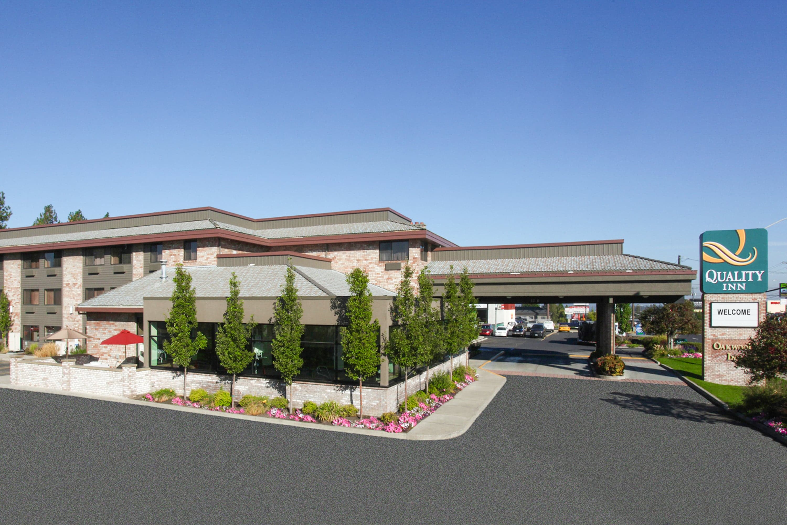 Quality Inn Oakwood - Image 1