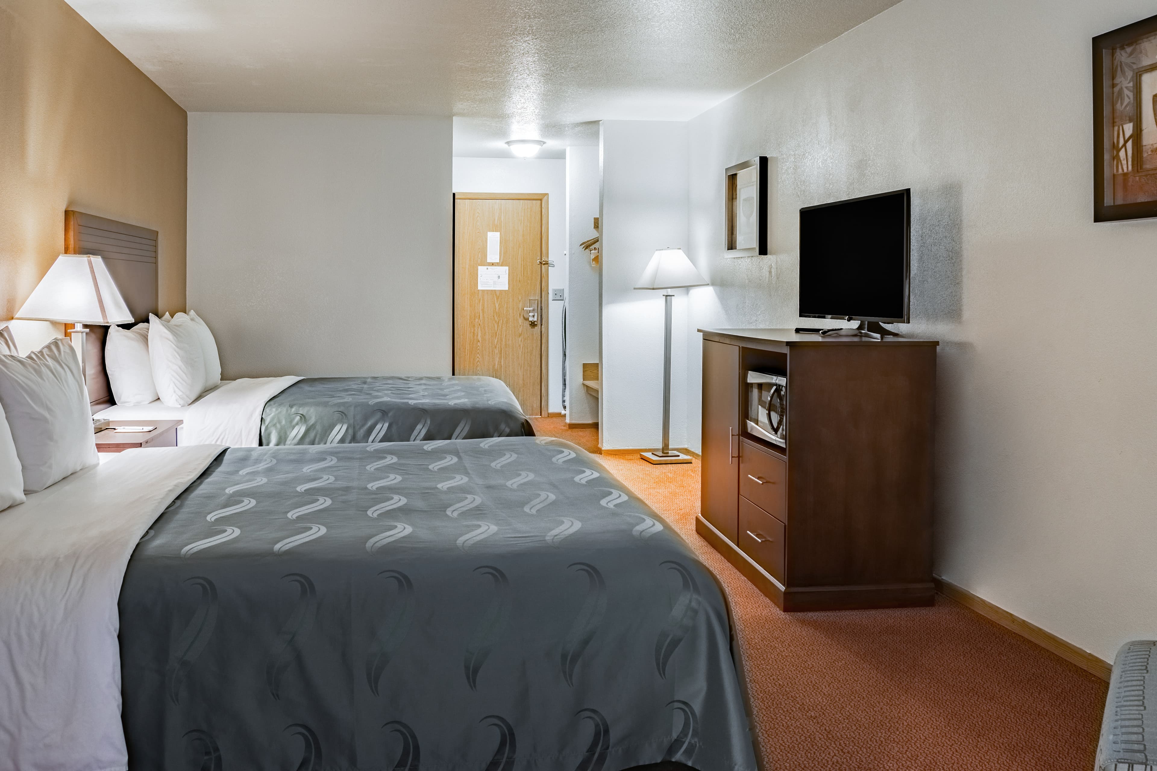 Quality Inn & Suites Vancouver North — 16
