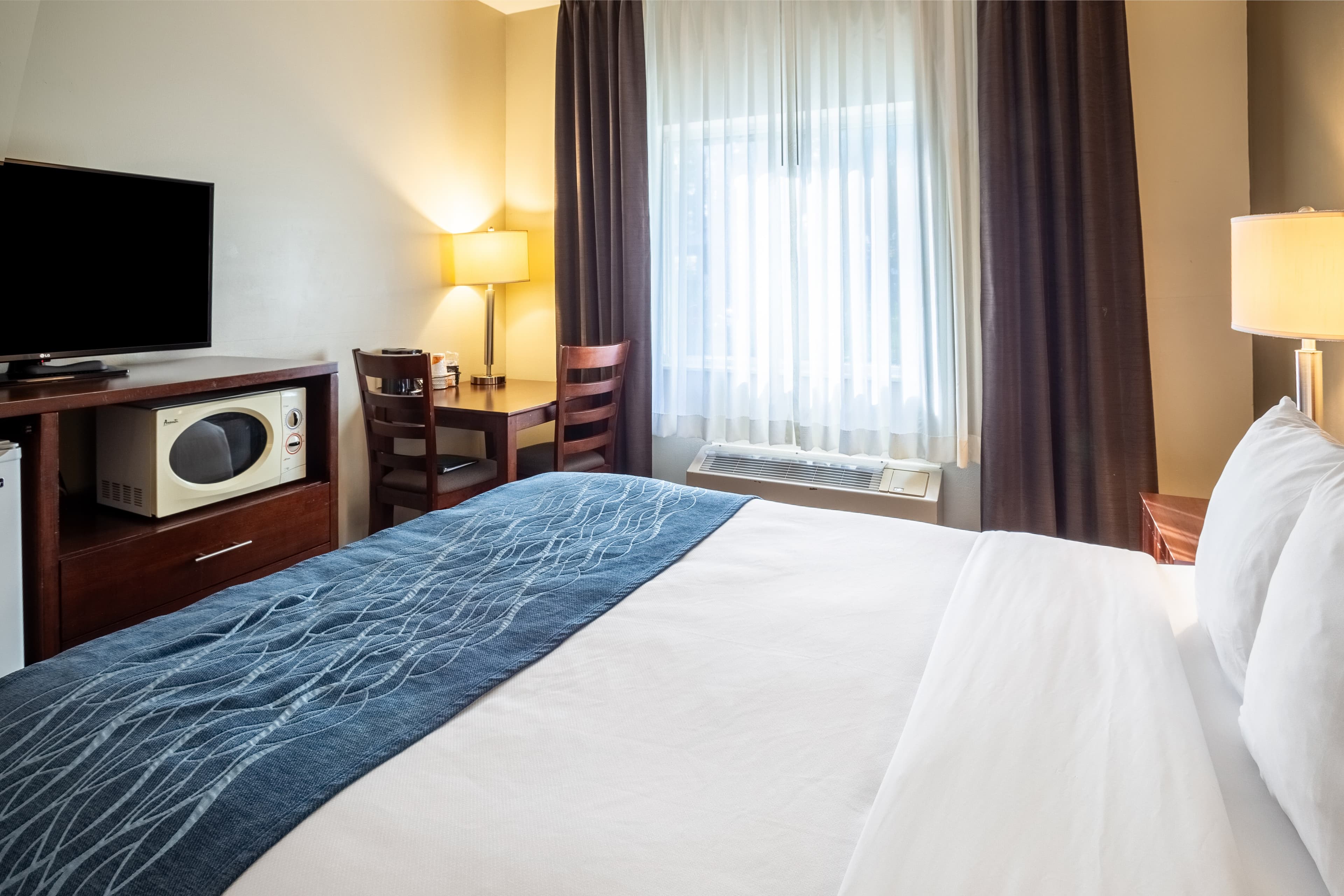 Comfort Inn Lacey - Olympia - Image 4