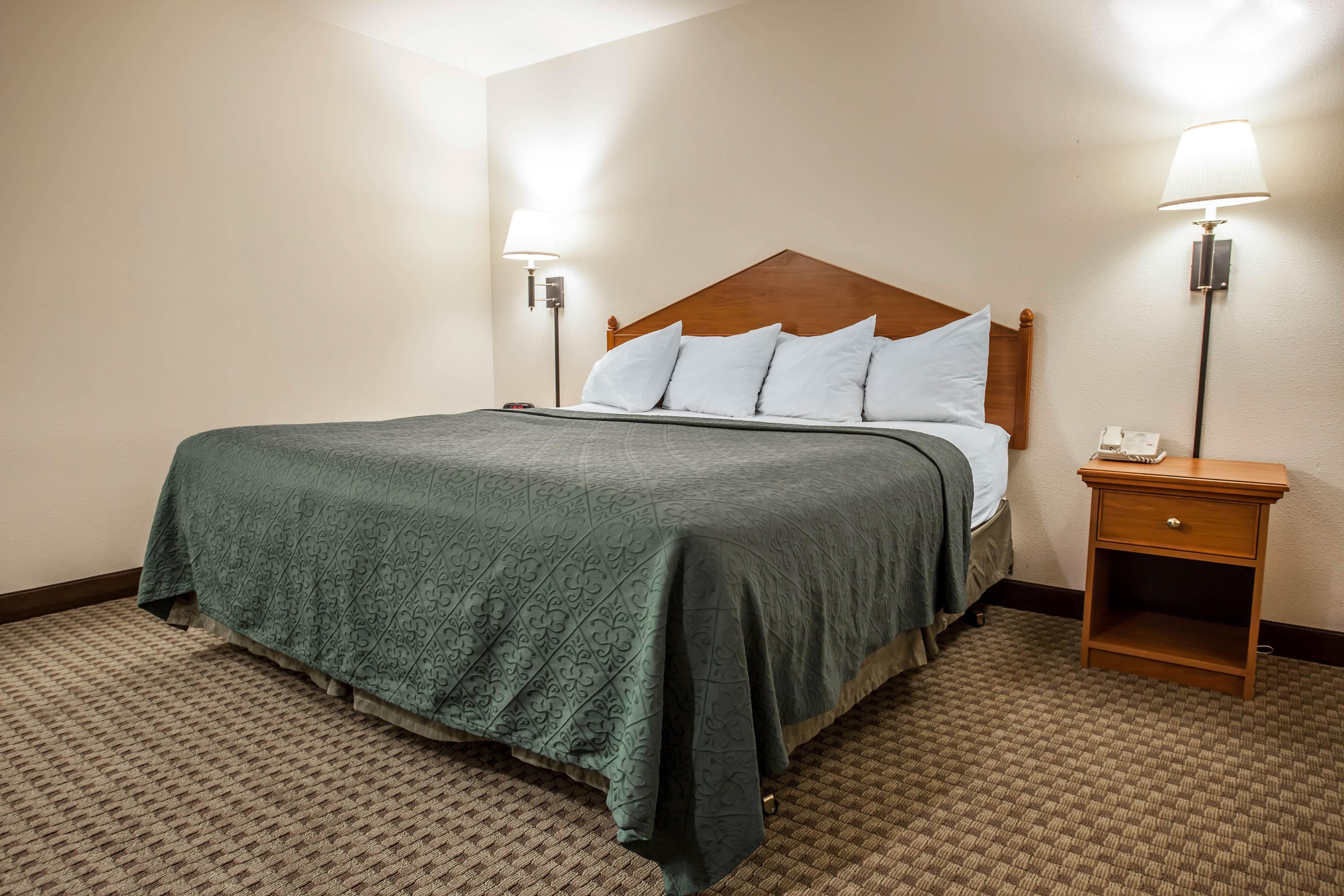 Quality Inn & Suites Federal Way - Seattle — 7