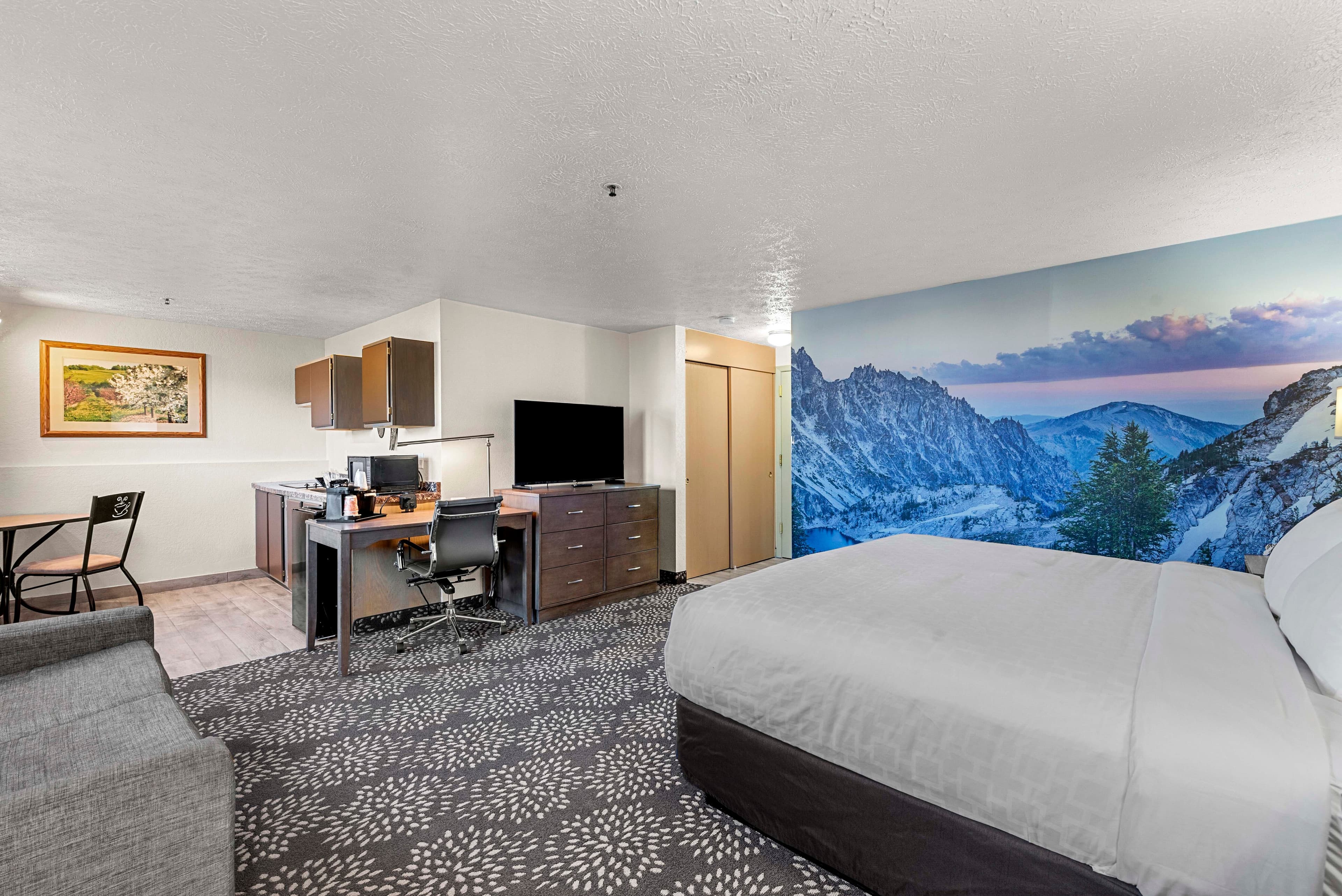 Clarion Pointe Wenatchee - Image 3