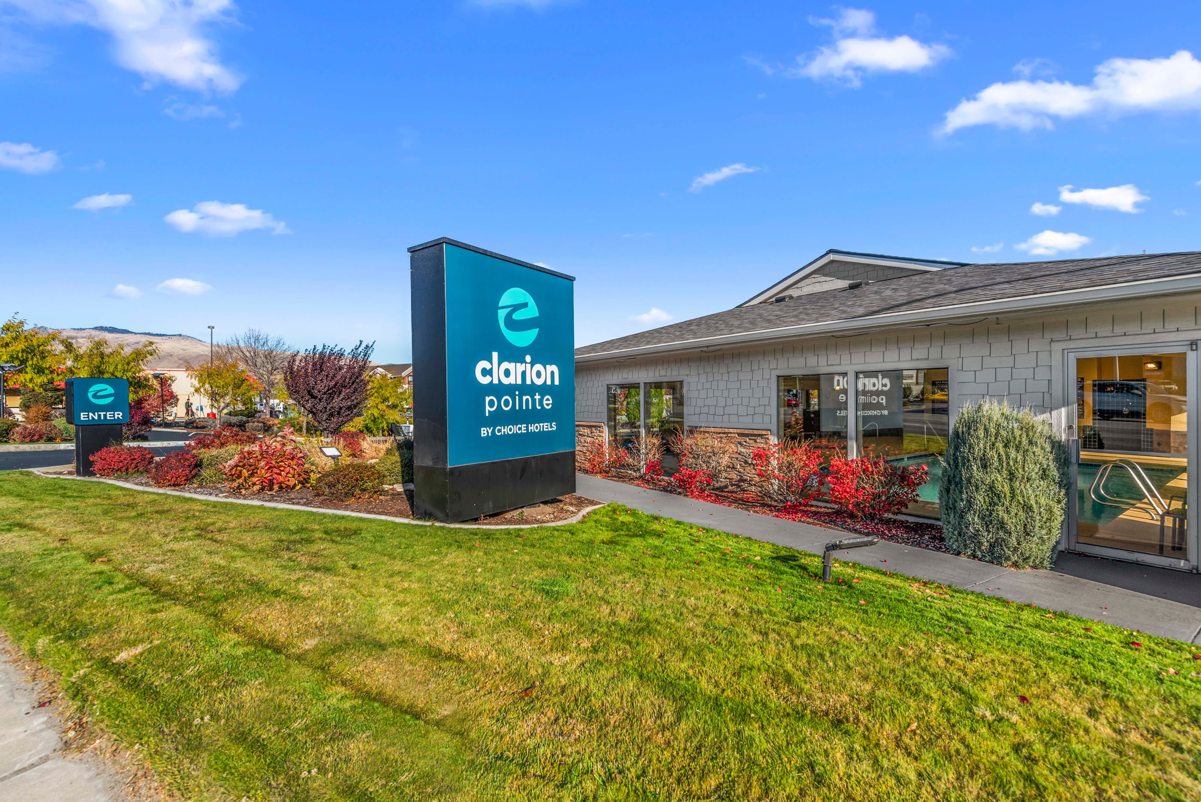 Clarion Pointe Wenatchee - Image 1