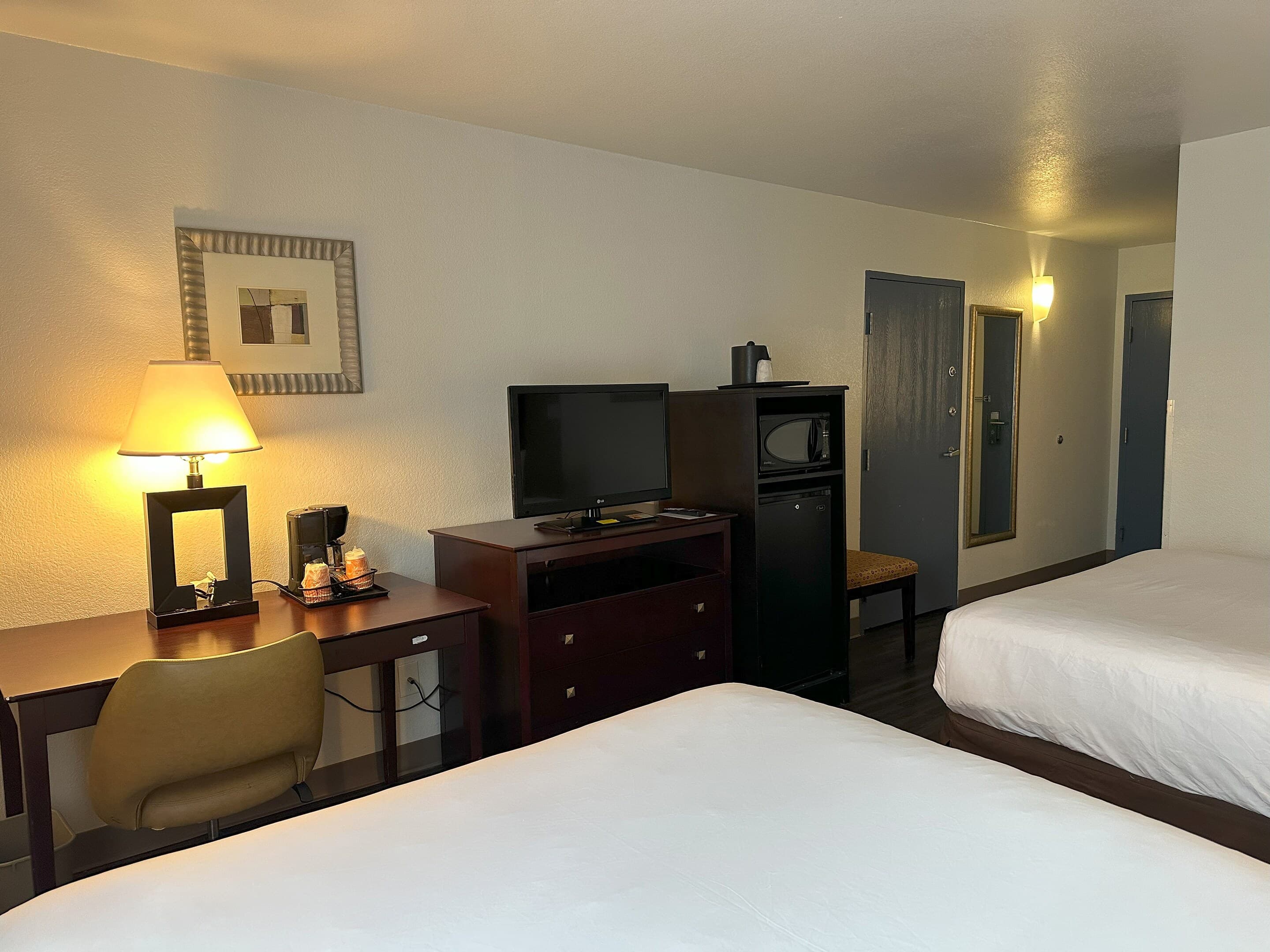 Quality Inn & Suites Everett — 11