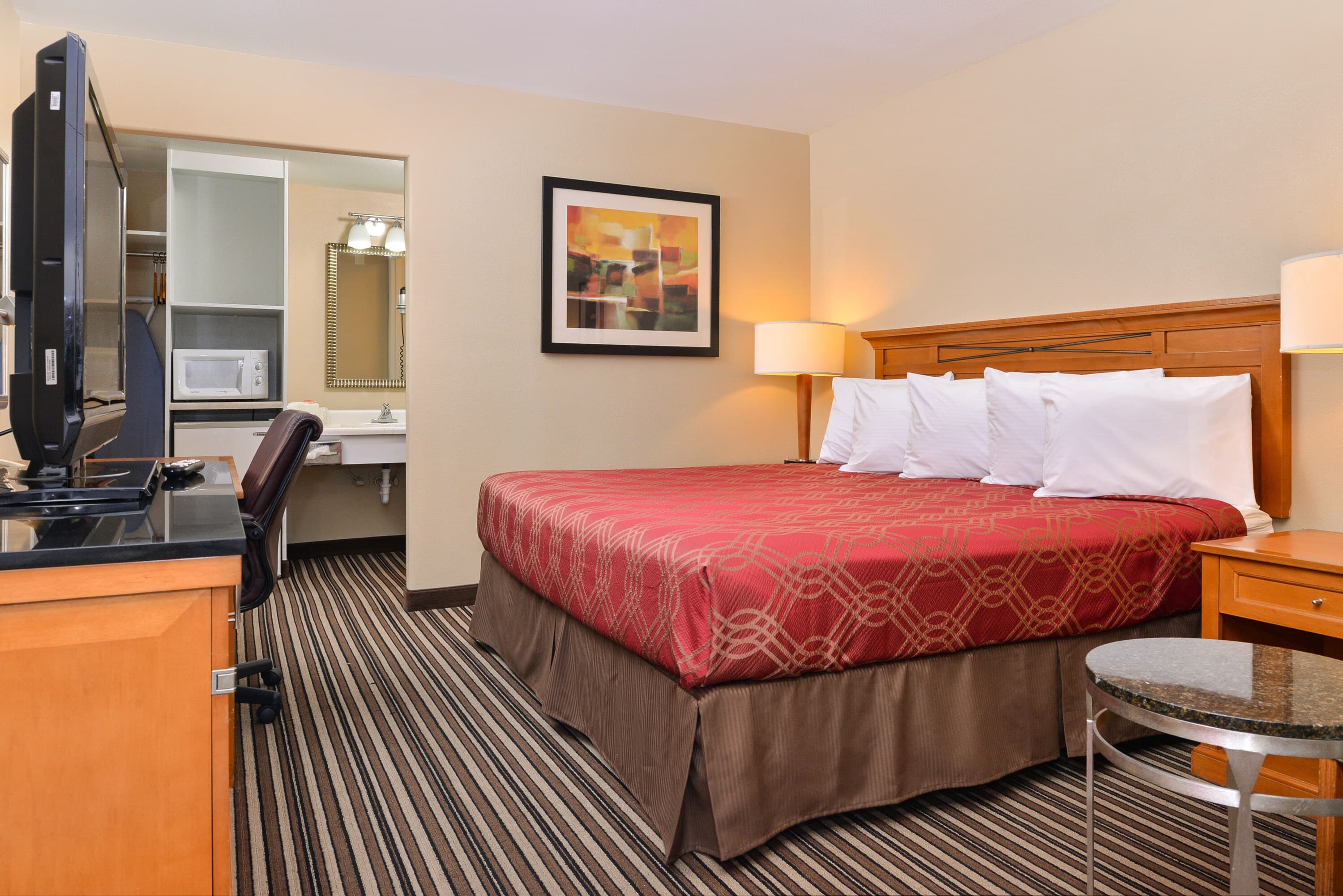 Econo Lodge Kennewick Tri-Cities — 6