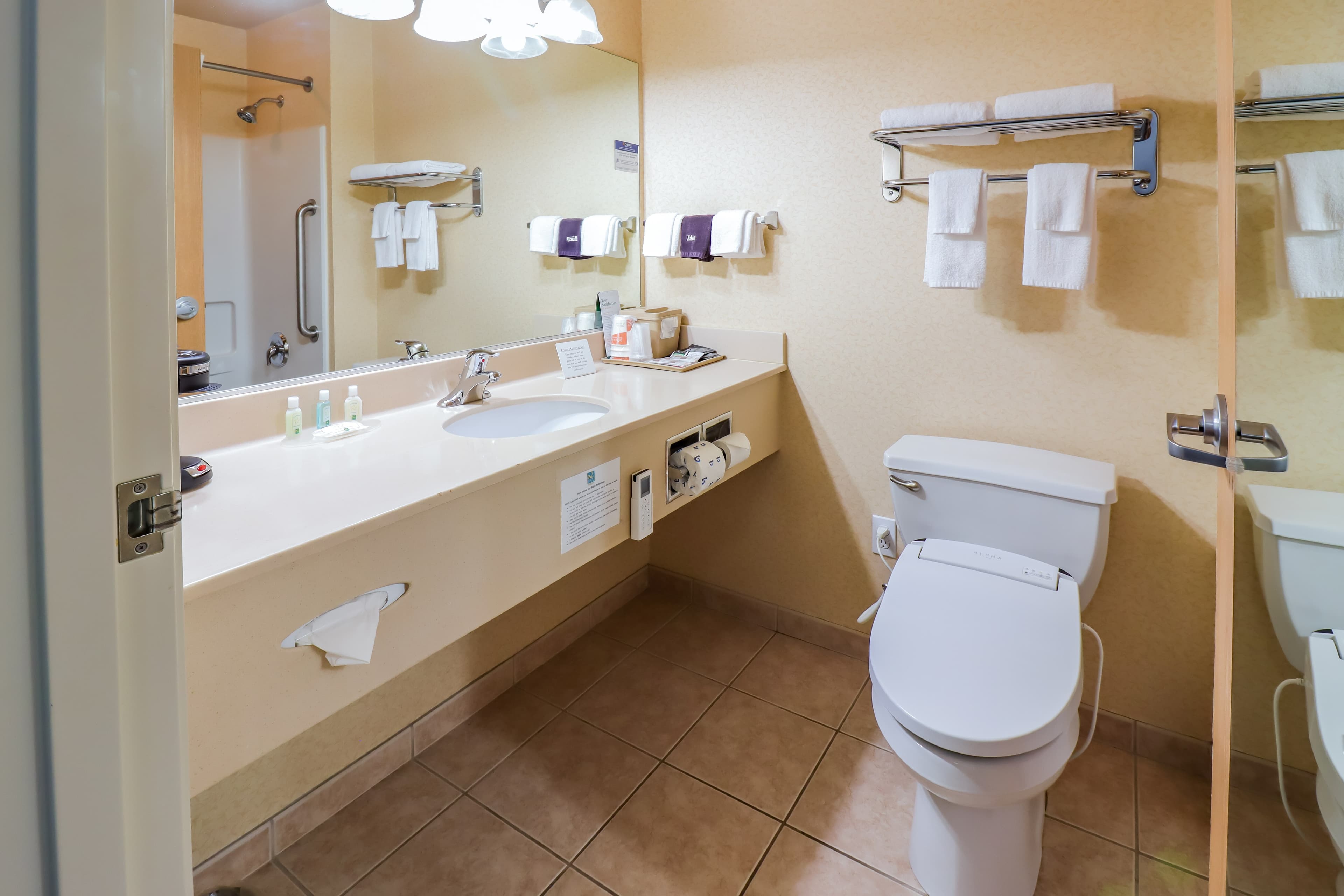 Quality Inn & Suites Sequim at Olympic National Park — 45