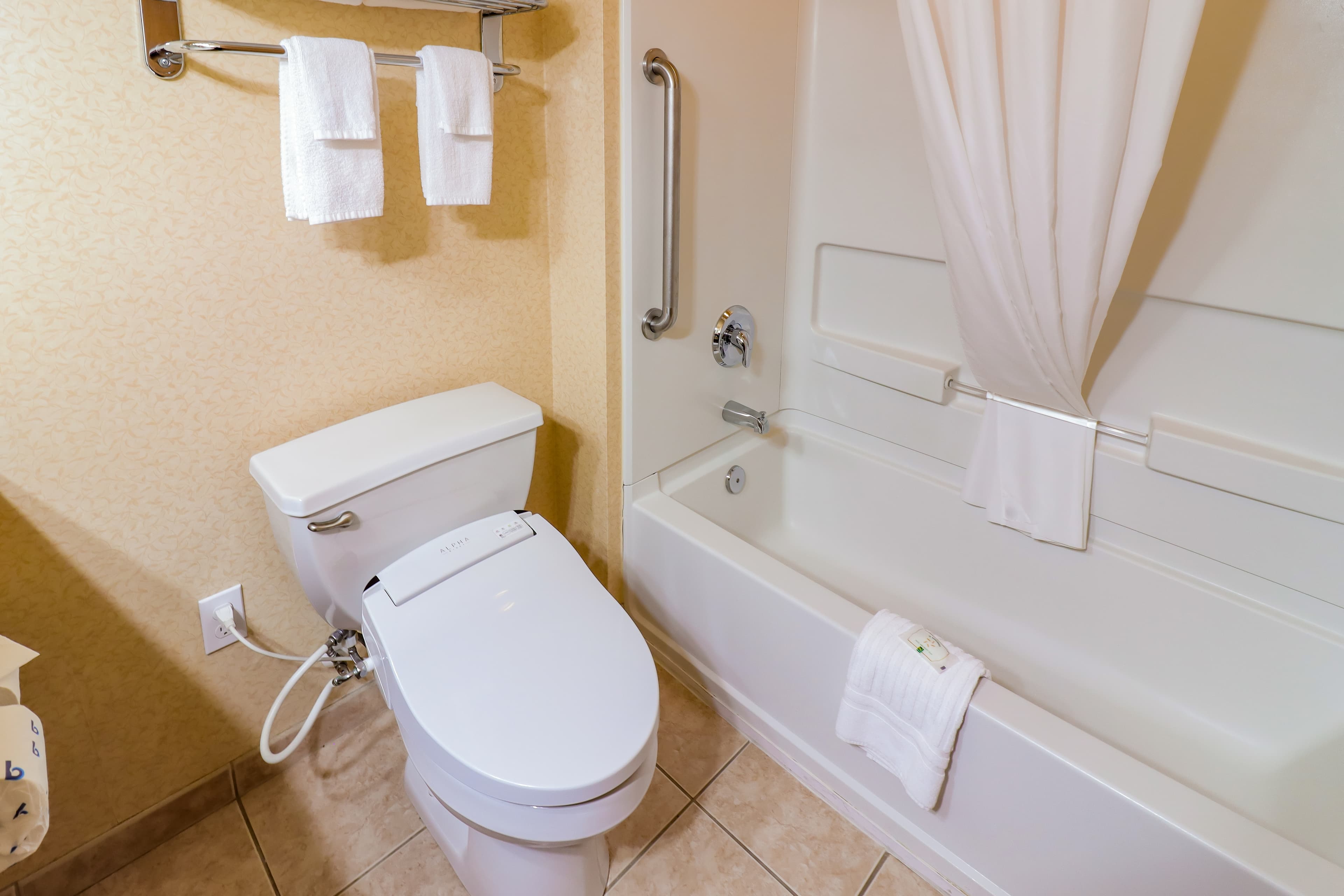 Quality Inn & Suites Sequim at Olympic National Park — 44