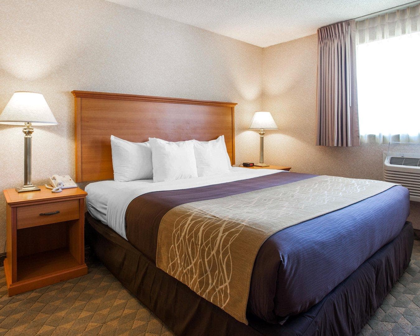 Quality Inn Kirkland - Image 3