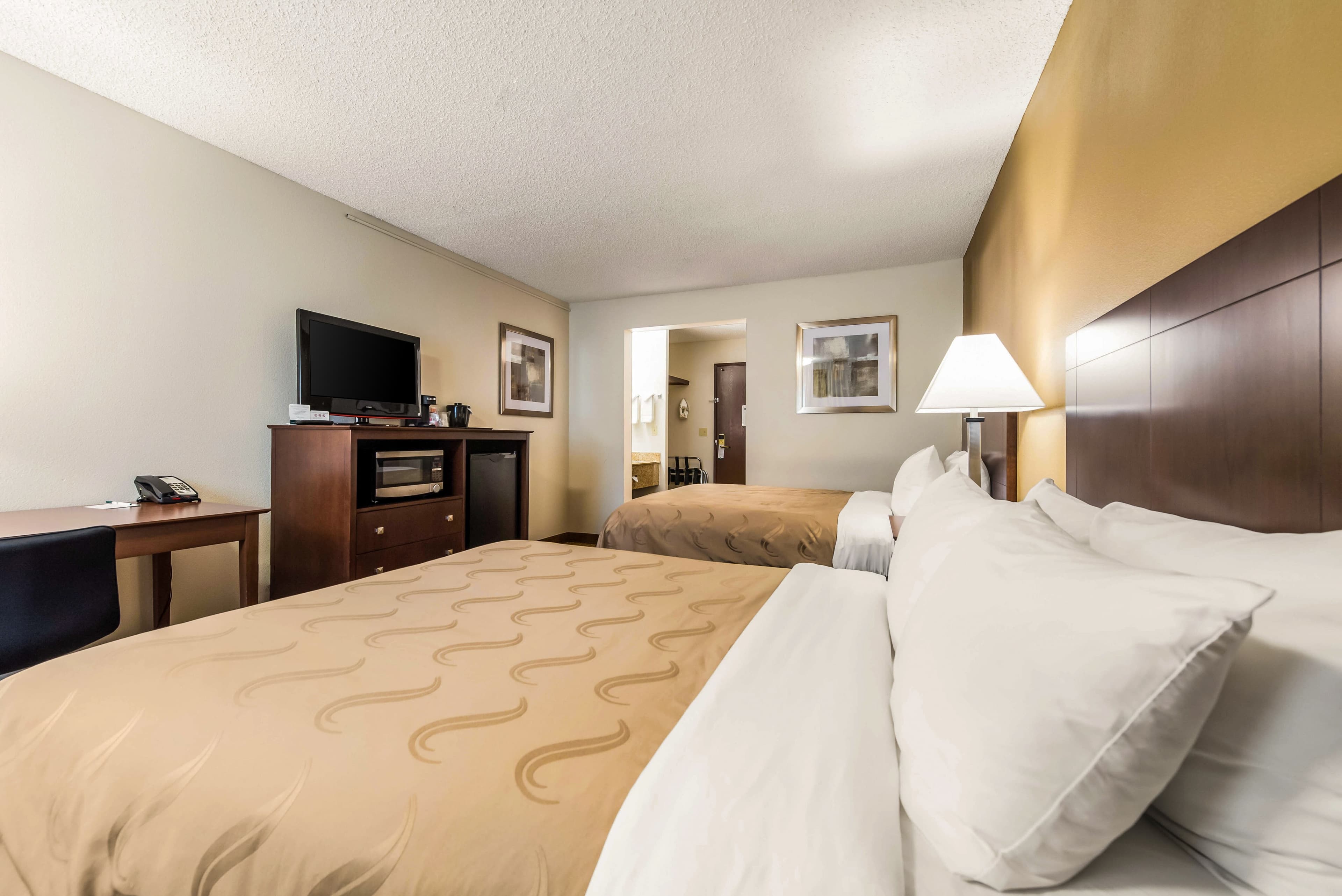 Quality Inn & Suites Lacey Olympia — 8