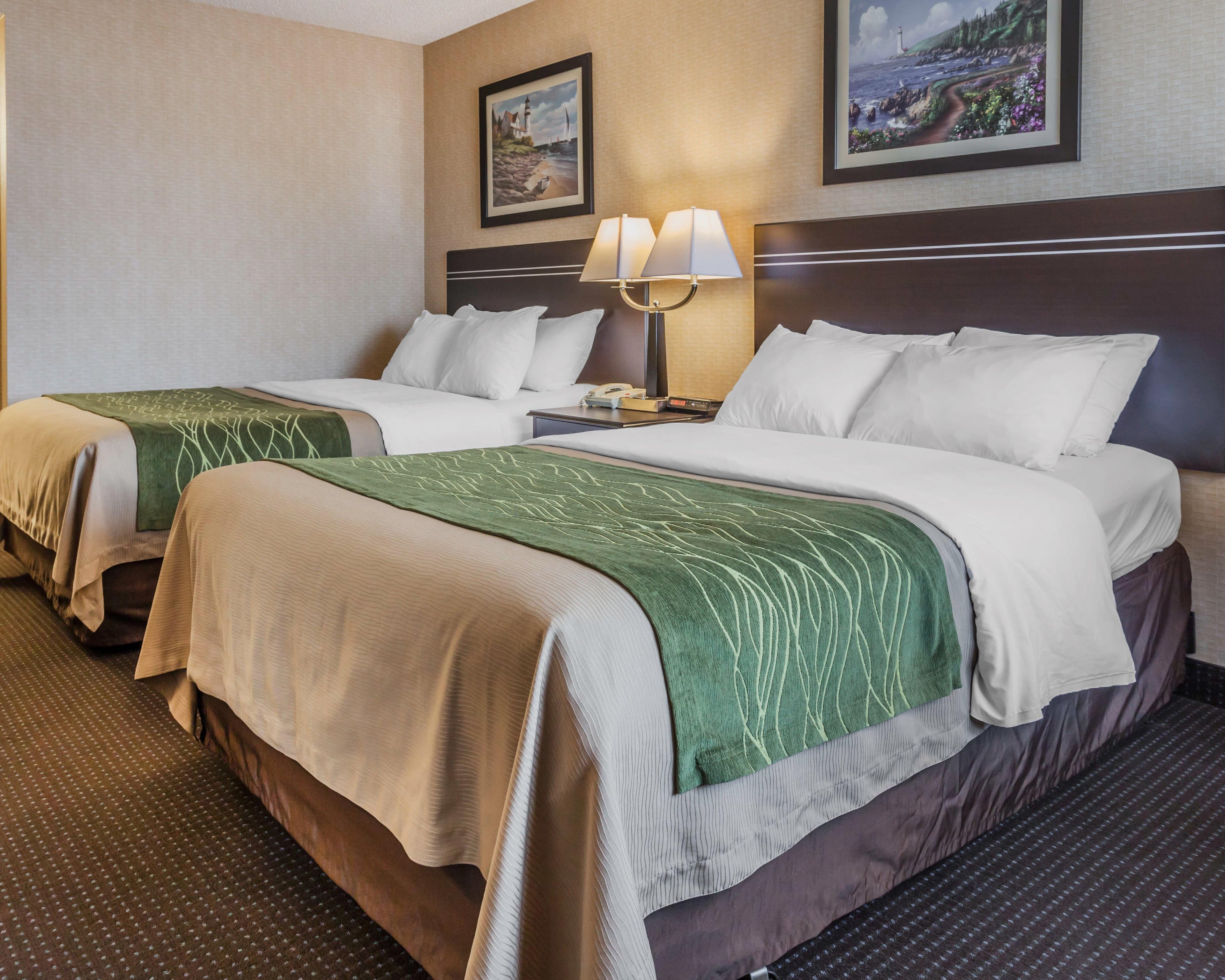 Comfort Inn On the Bay - Image 1