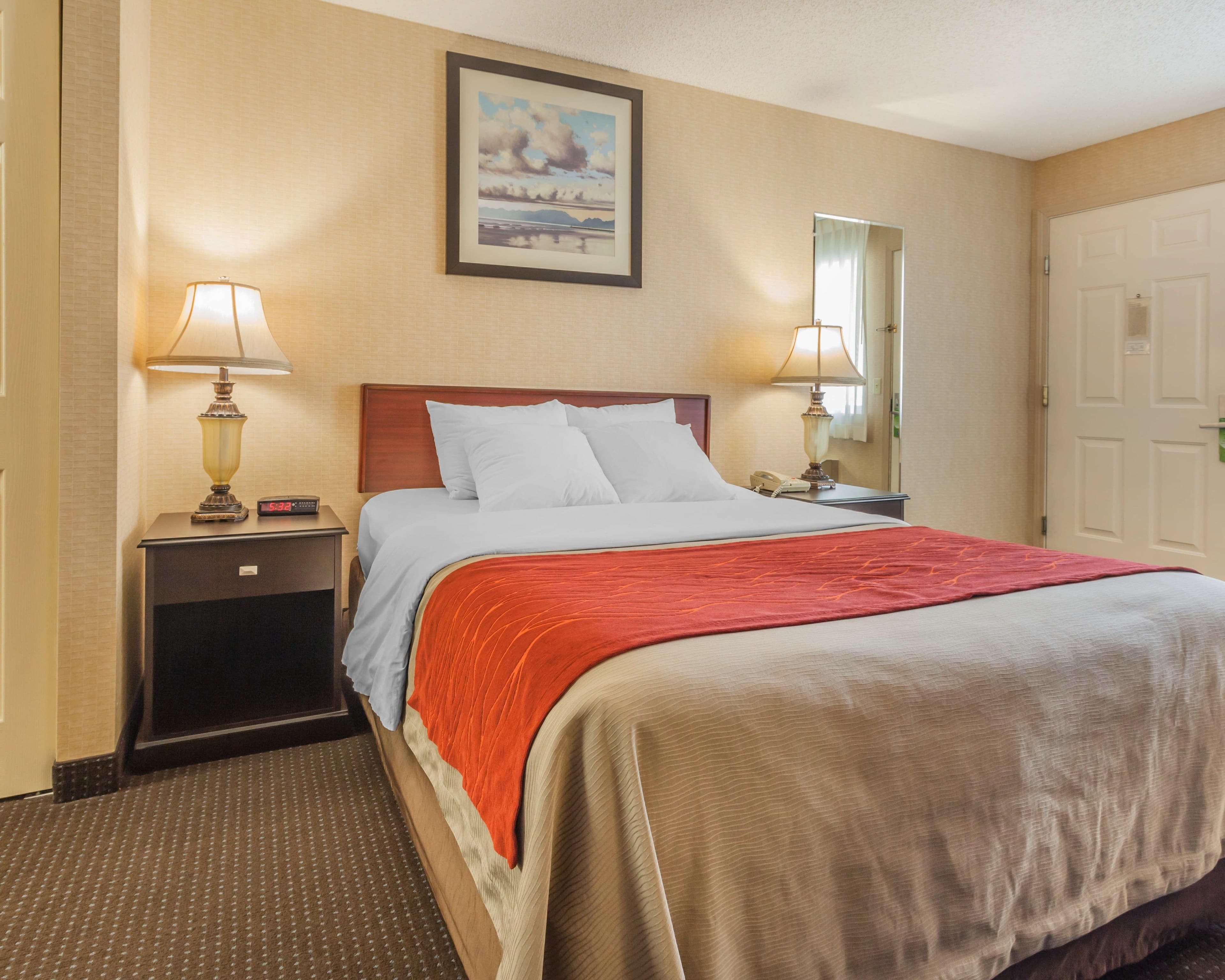 Comfort Inn On the Bay - Image 2