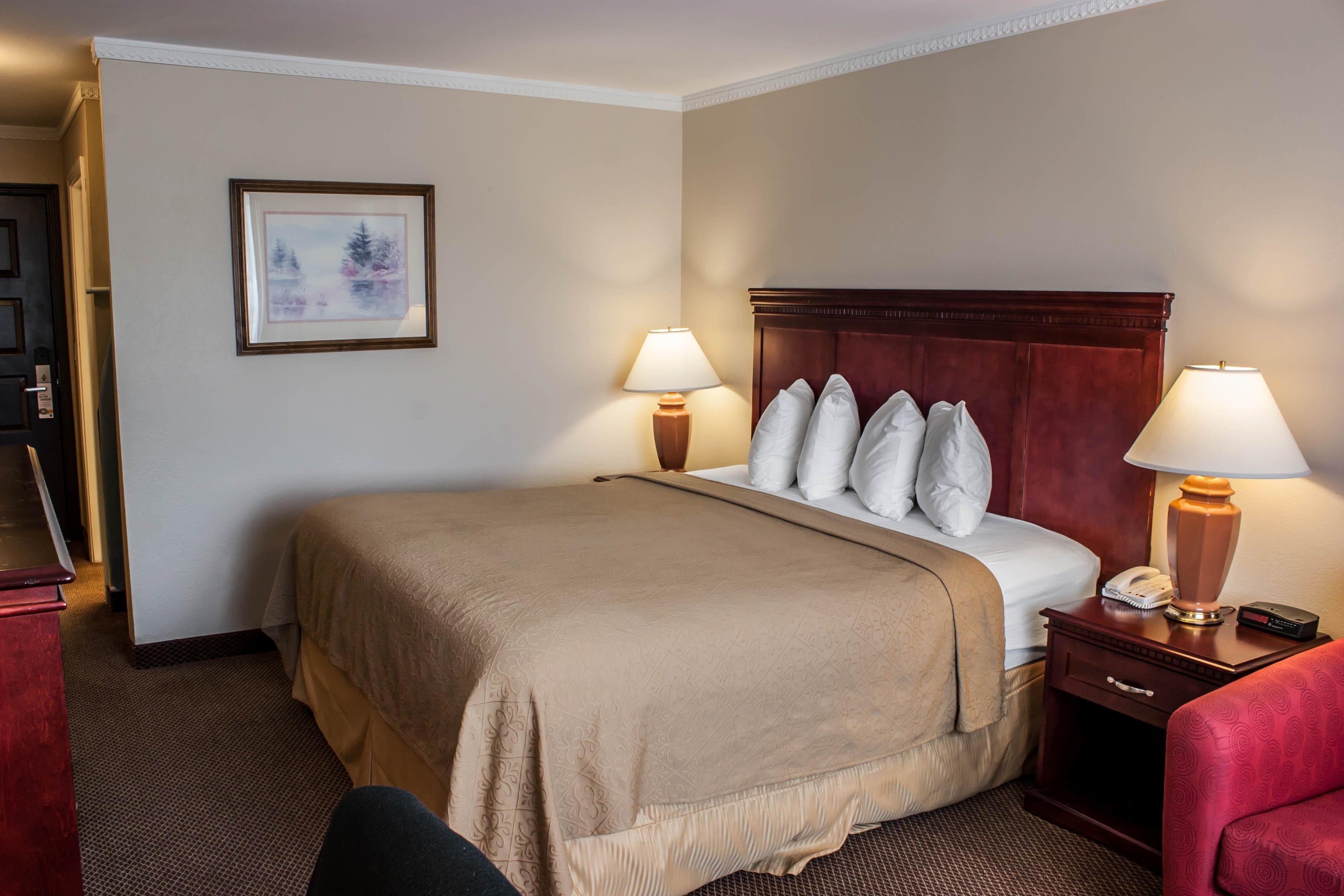 Quality Inn & Suites Fife Seattle - Image 3