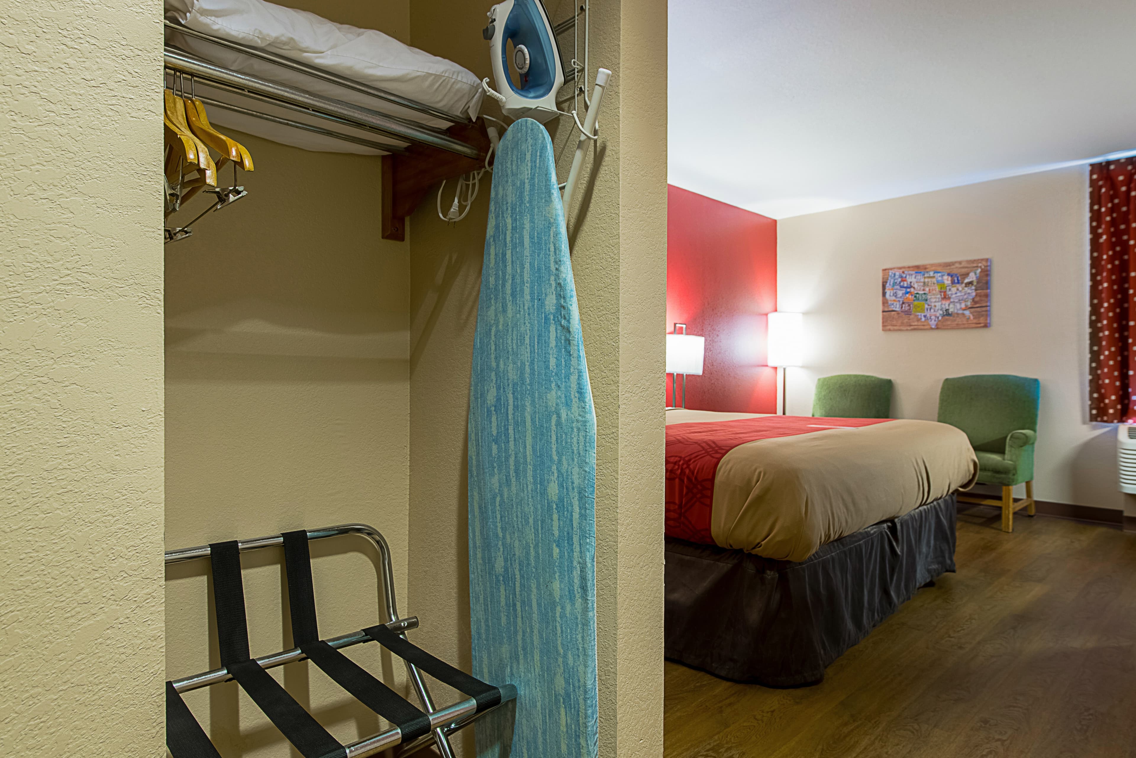 Econo Lodge Buckley Bonney Lake — 6