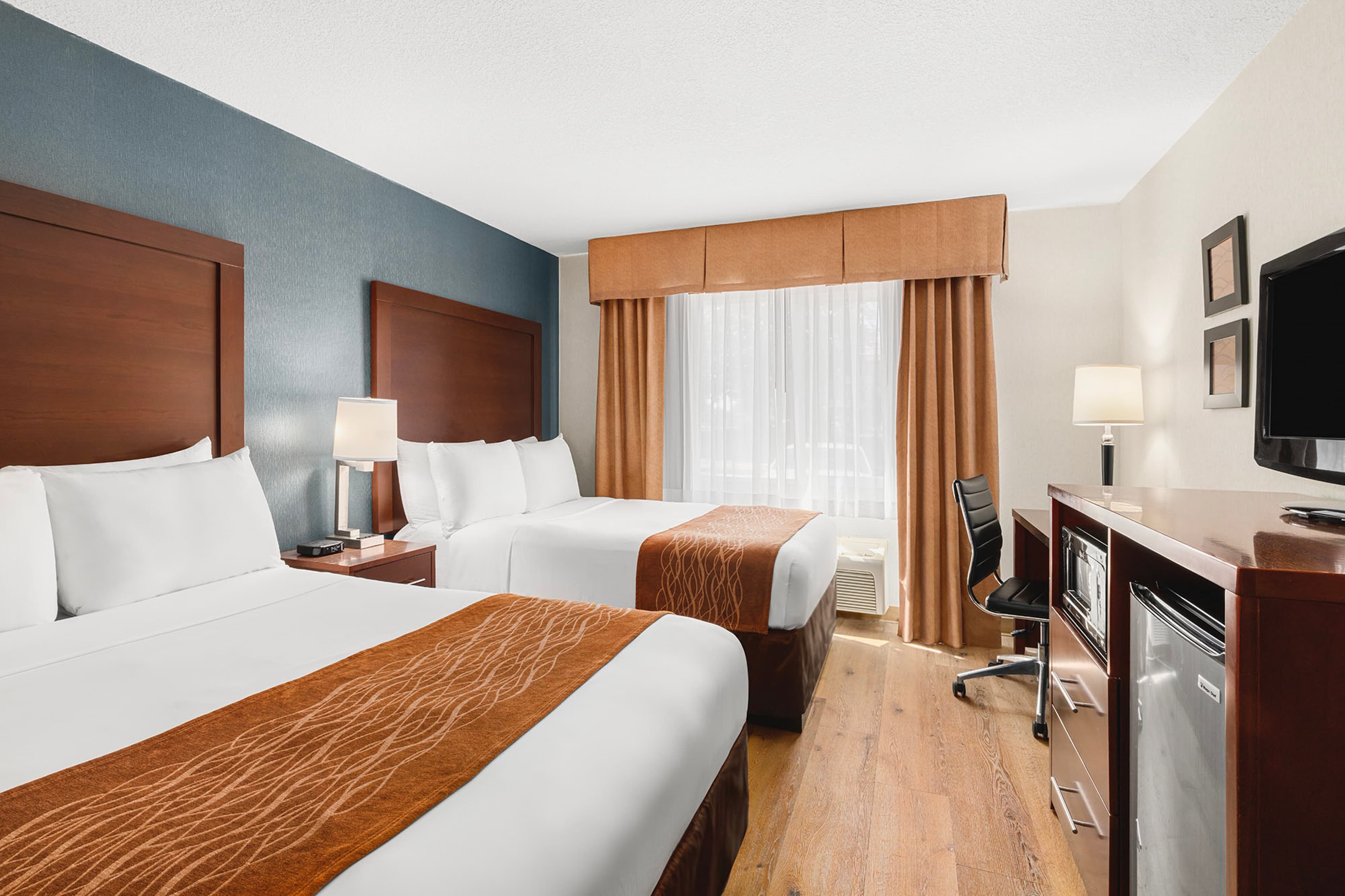 Comfort Inn & Suites Vancouver Downtown City Center — 2