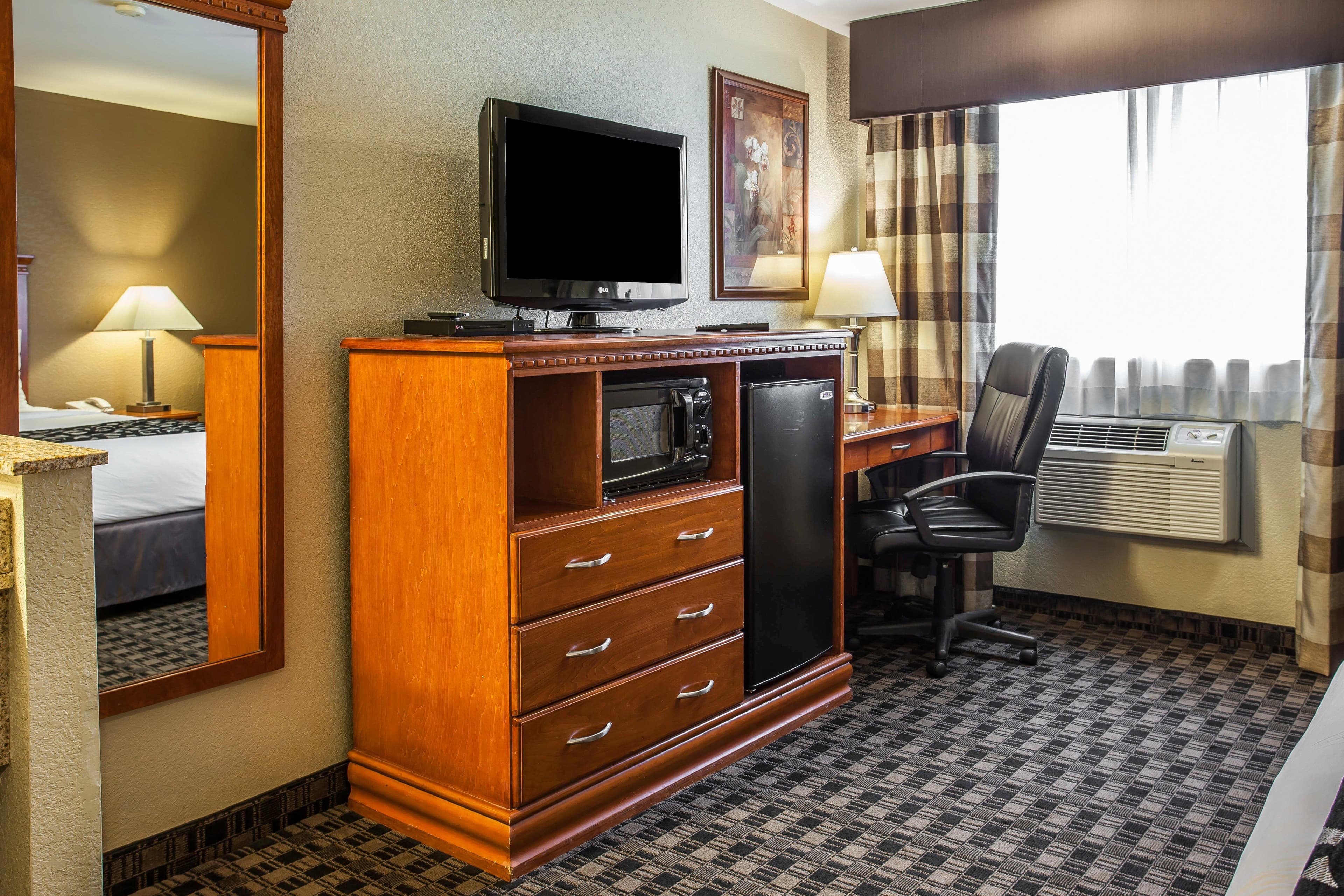 Clarion Inn Renton-Seattle - Image 3