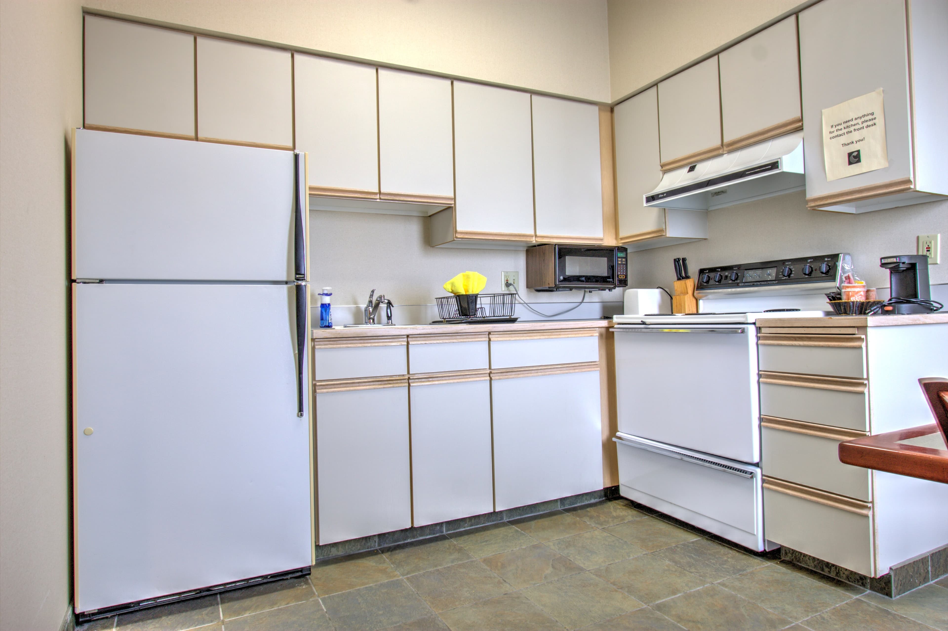 Comfort Inn & Suites Seattle North - Image 3