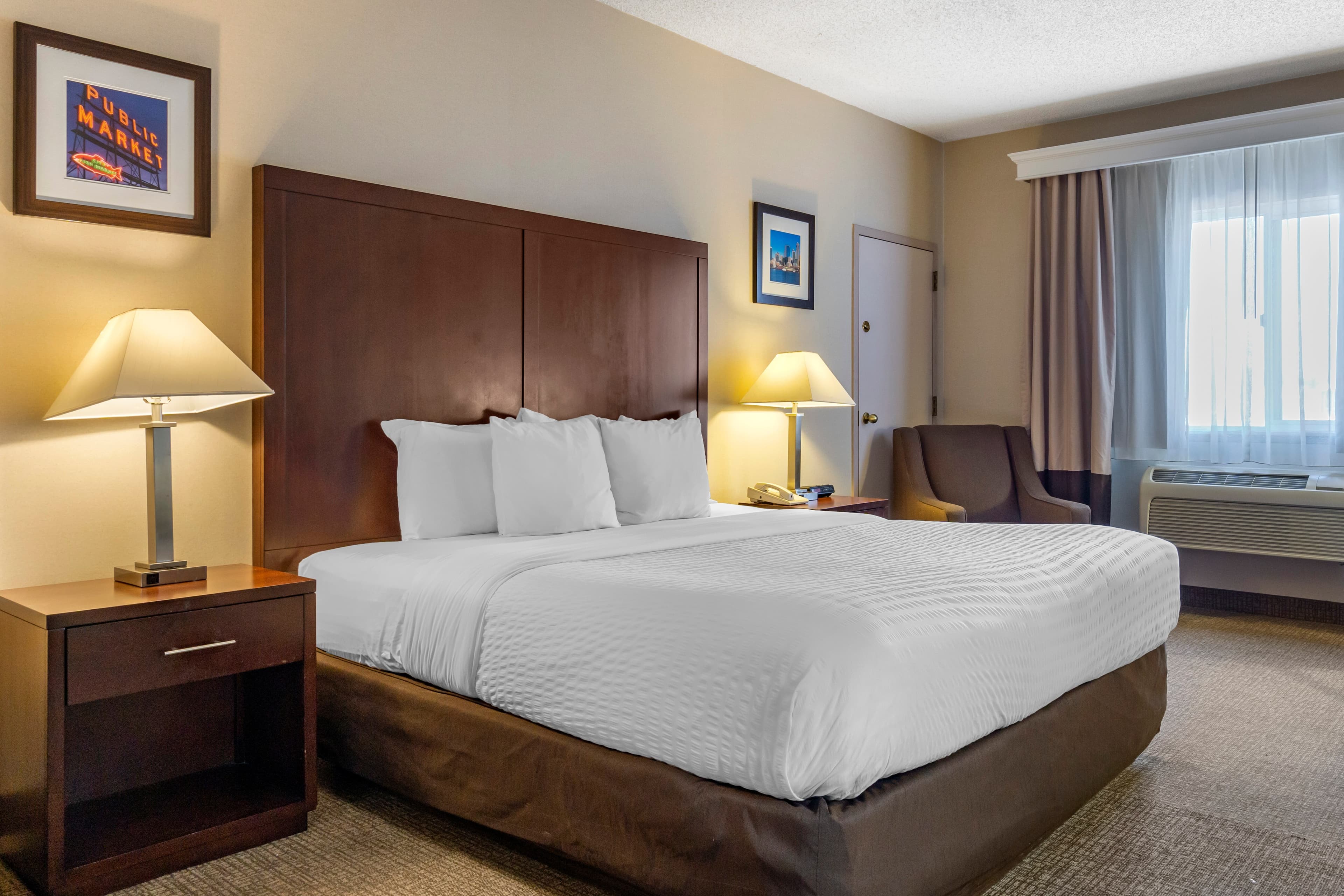 Comfort Inn & Suites Seattle North — 10