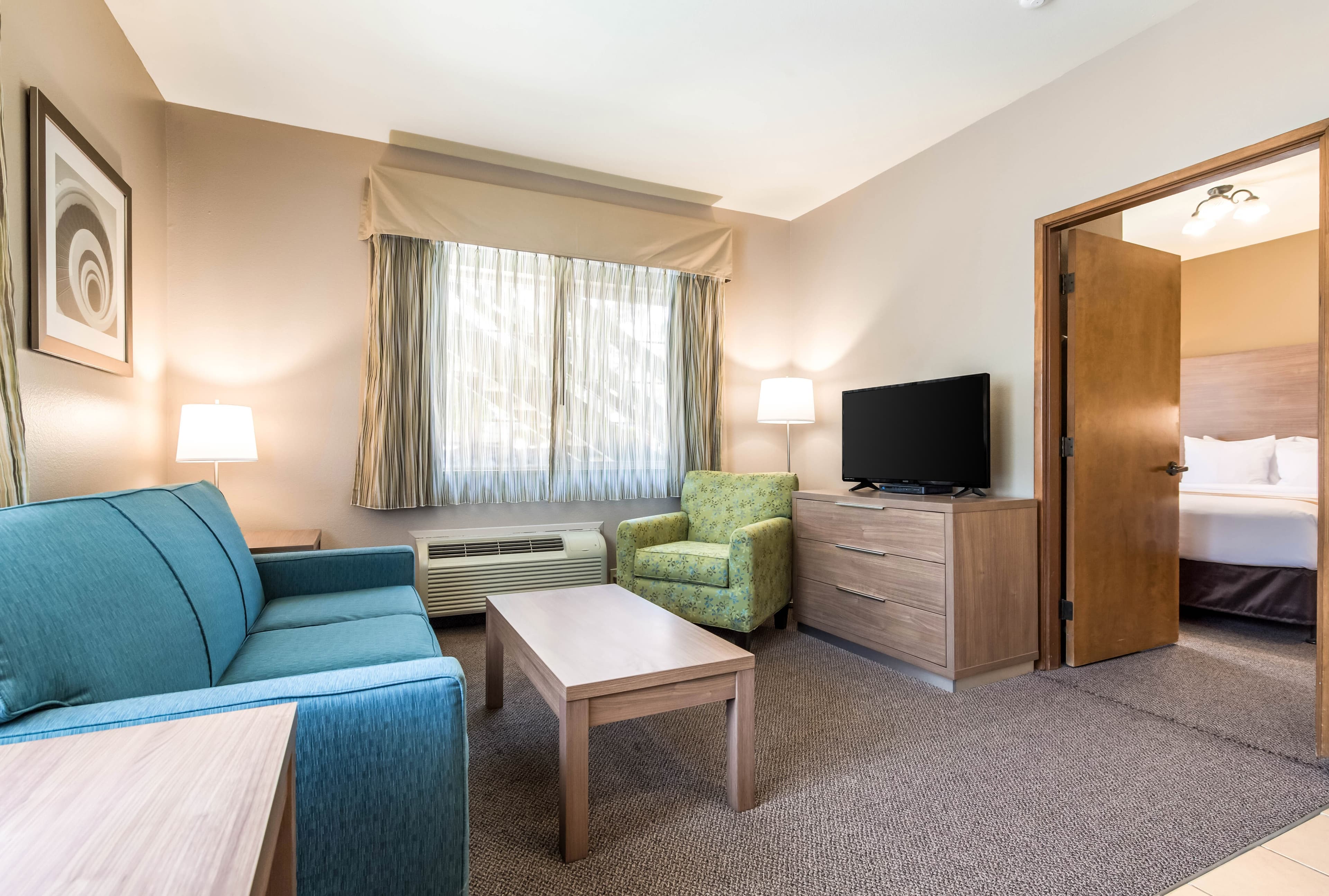 Quality Inn & Suites Bainbridge Island - Image 4
